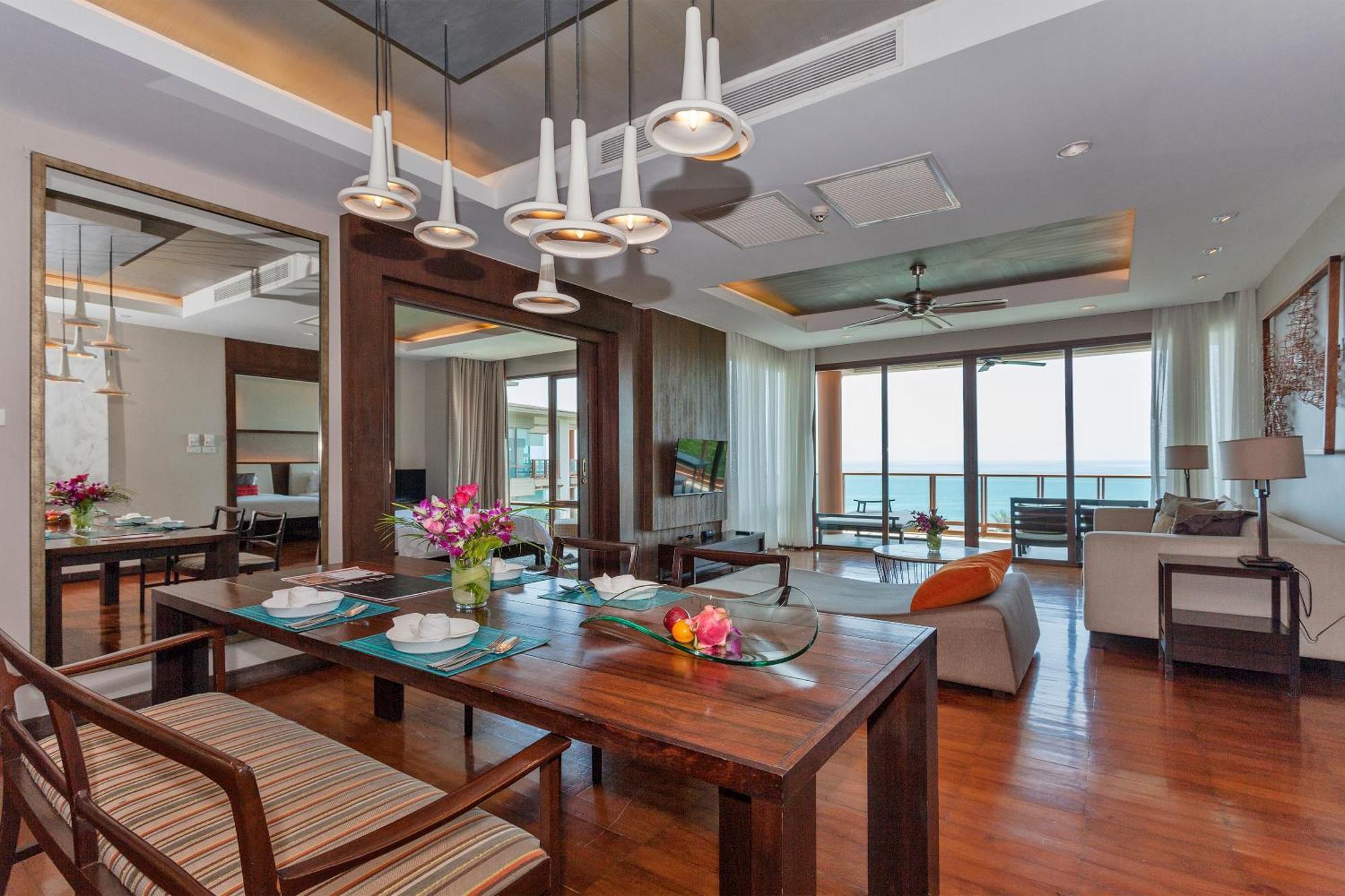 Shasa - Luxury Beachfront *