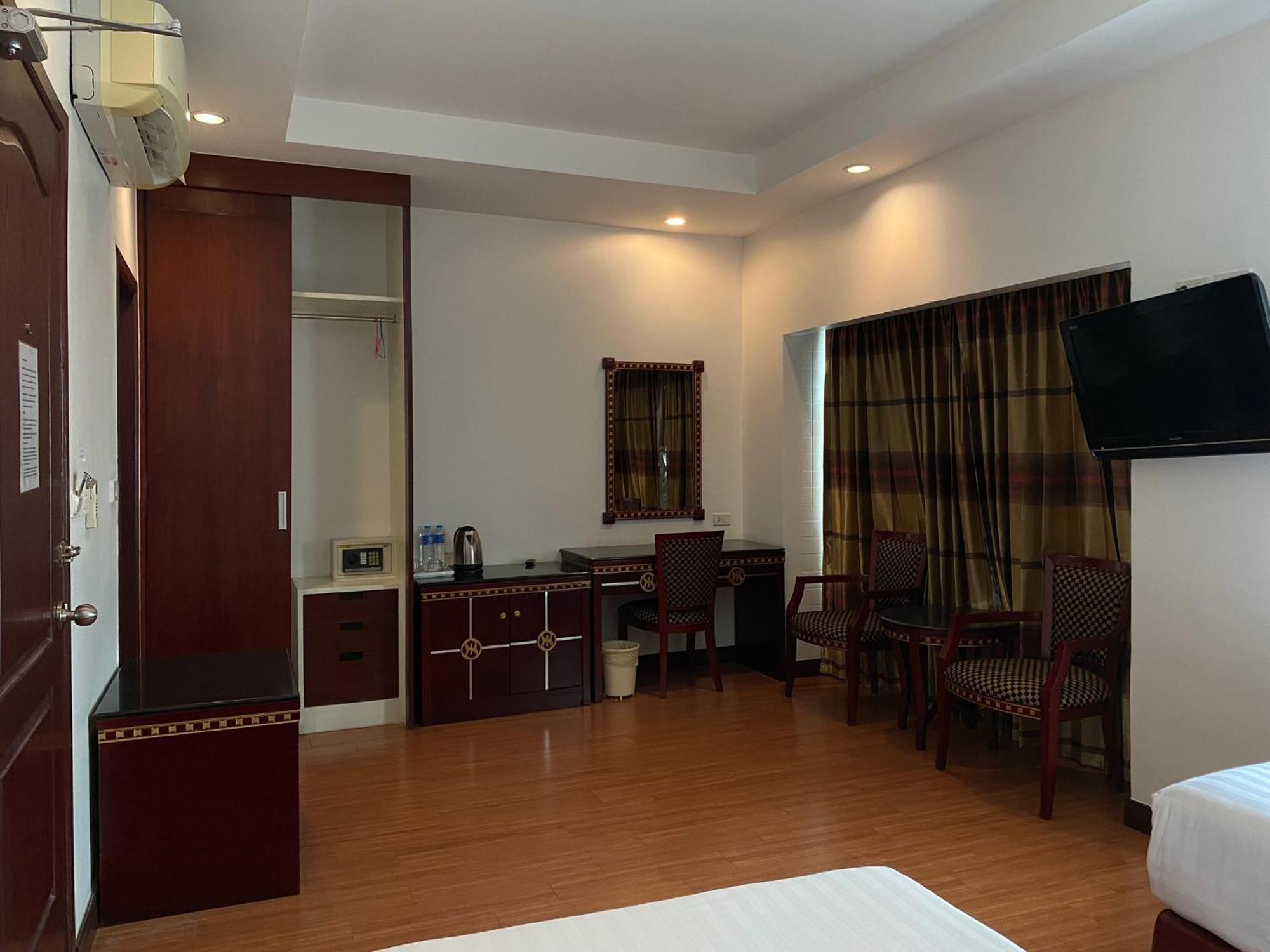 Hotel Hisotel 4*