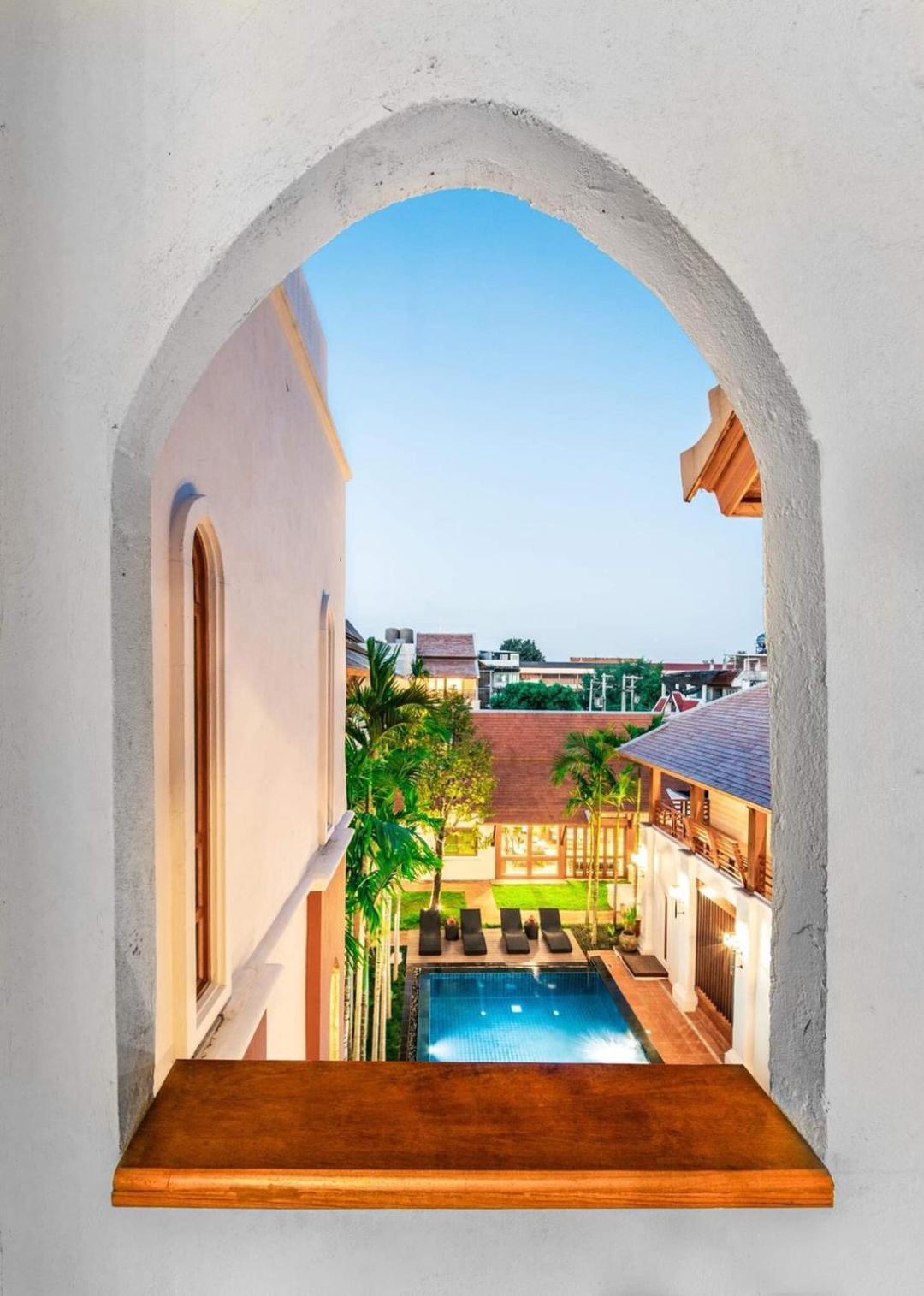 Hotel Phra Singh Village 4*