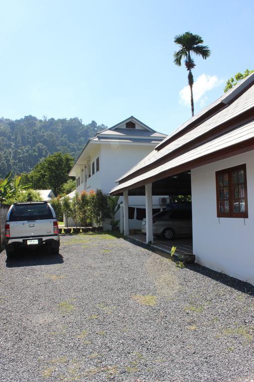 Colina And - Adults Only Guest house Khao Lak