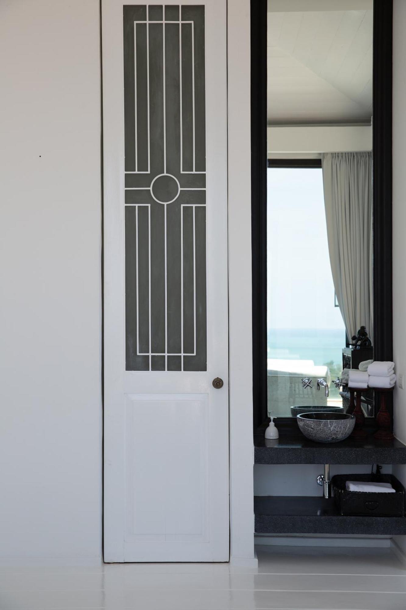 Villa Belle - Fully Serviced Private Sea View With An Award Winning In-house Cook