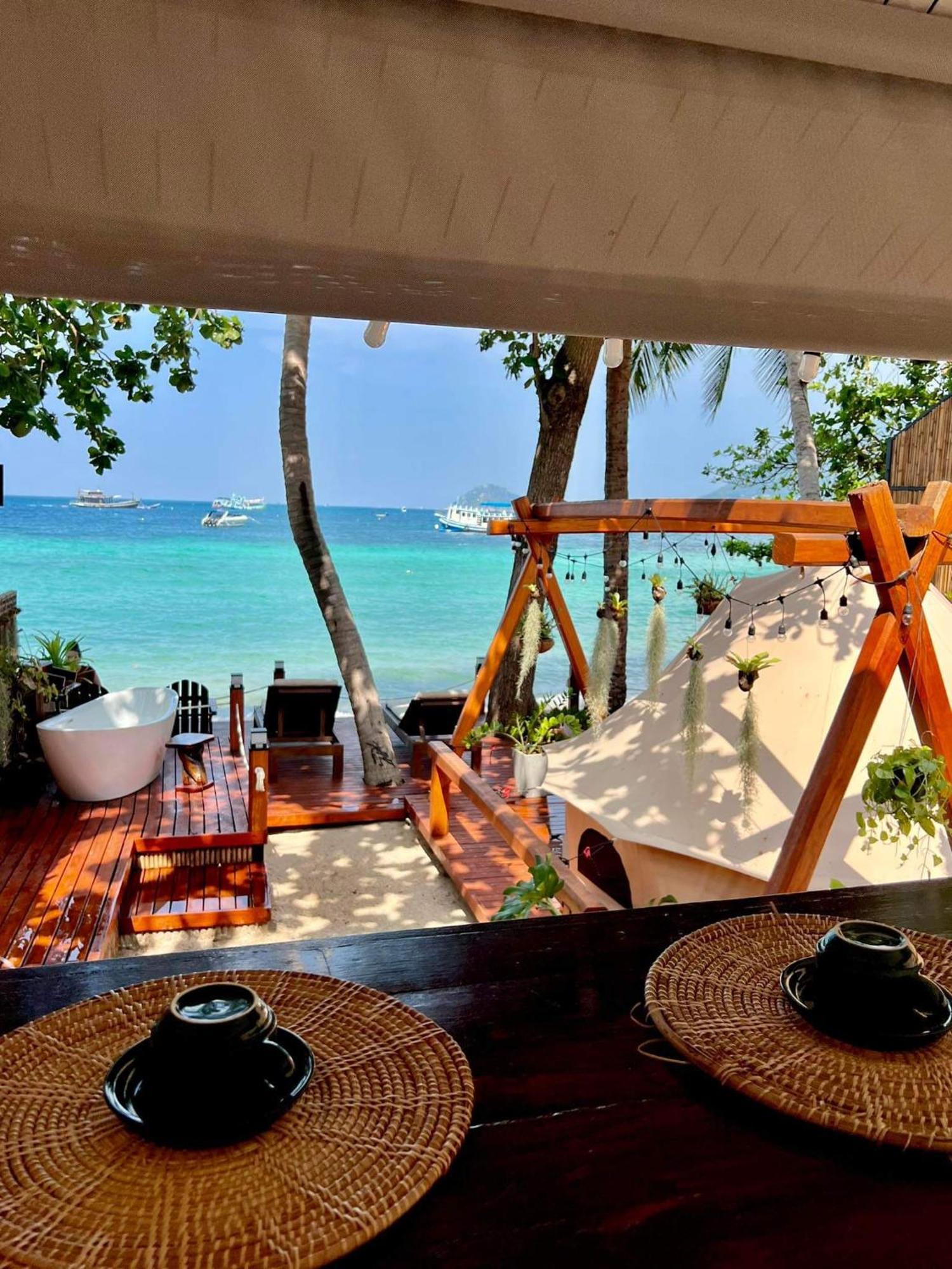 Luxury tent Natures Edge Beachfront Luxury Glamping