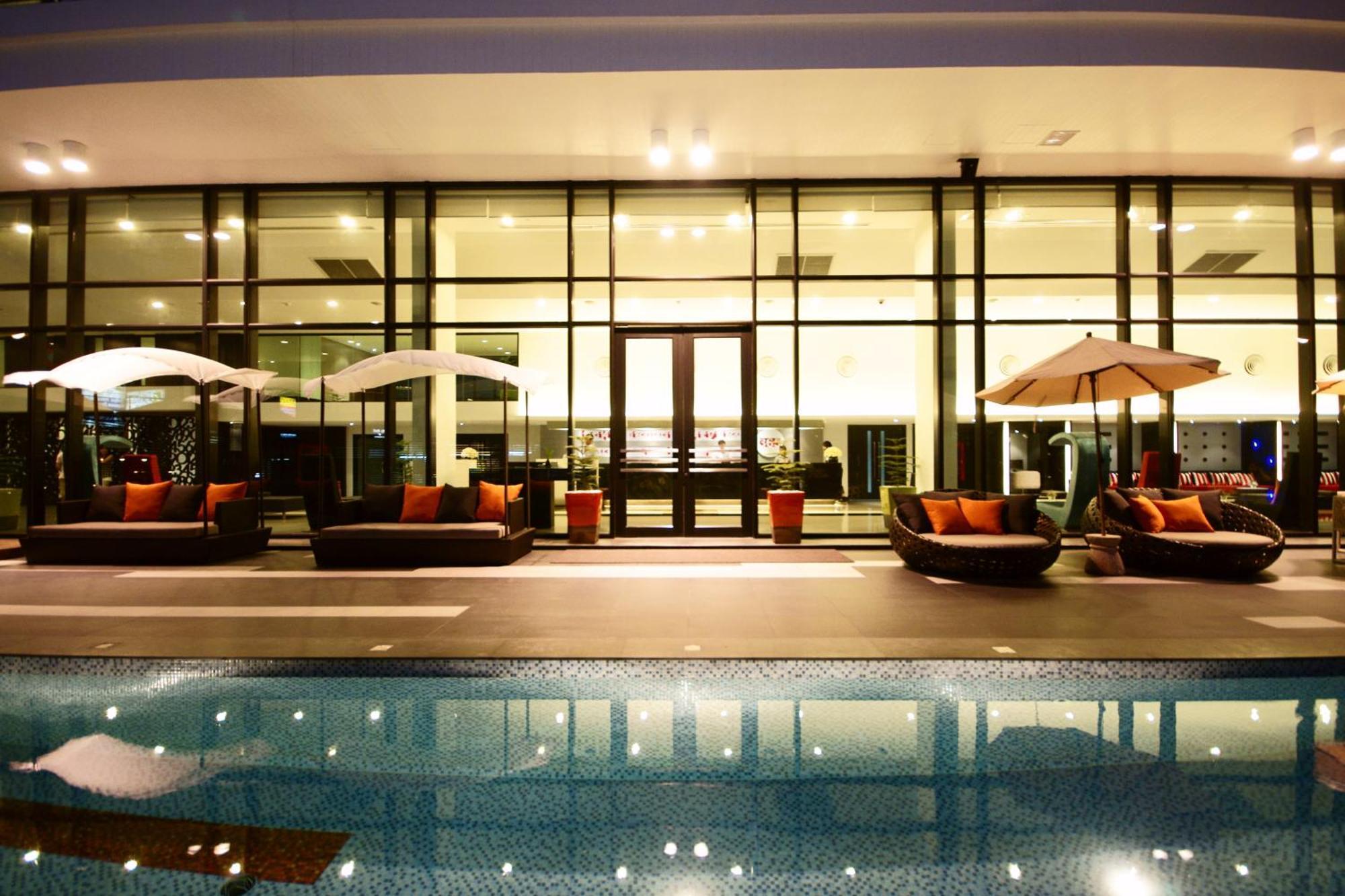 Hotel Tsix5 Pattaya