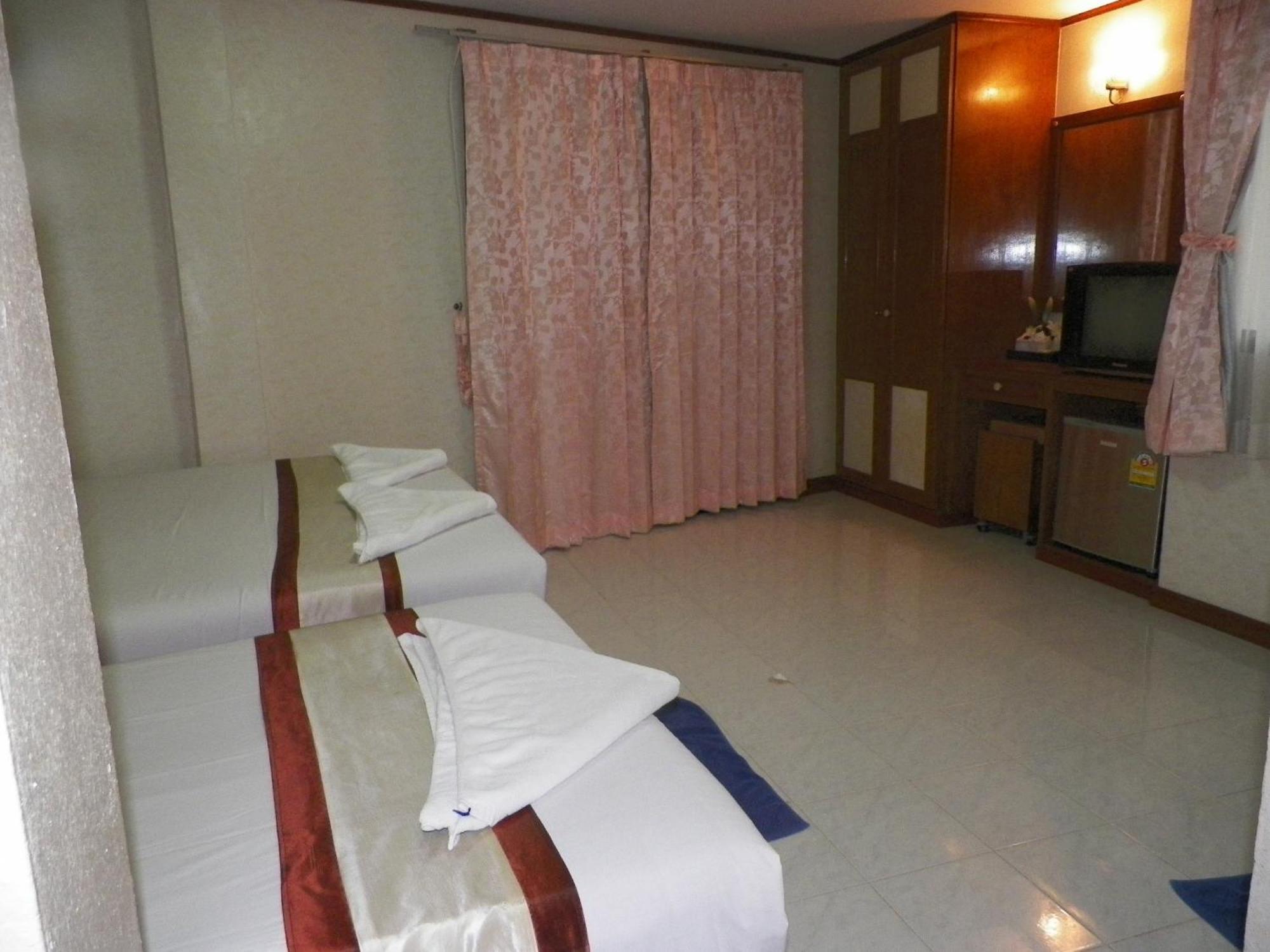 Natacha Hotel Phi Phi Don