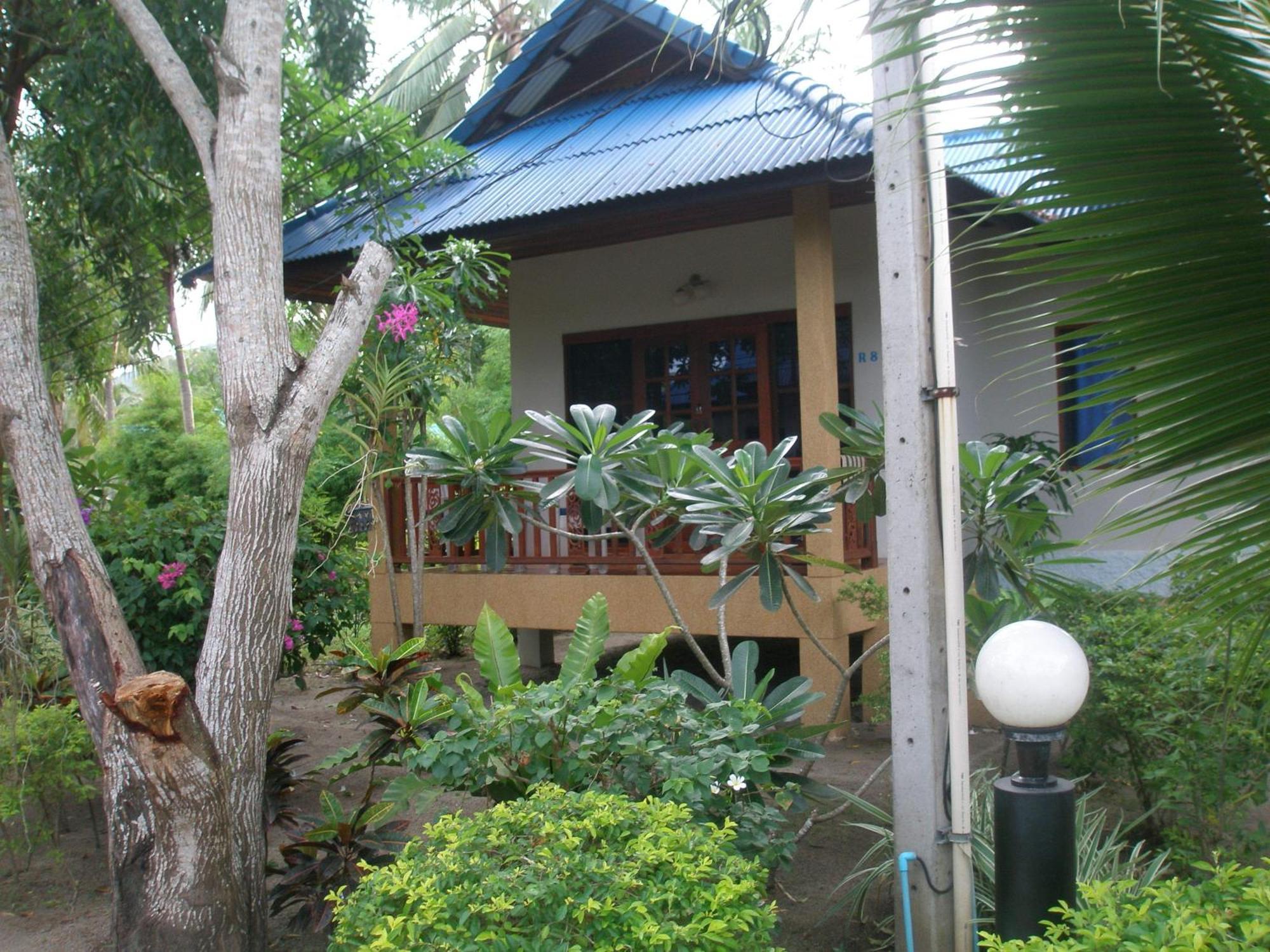 Rung Arun Resort