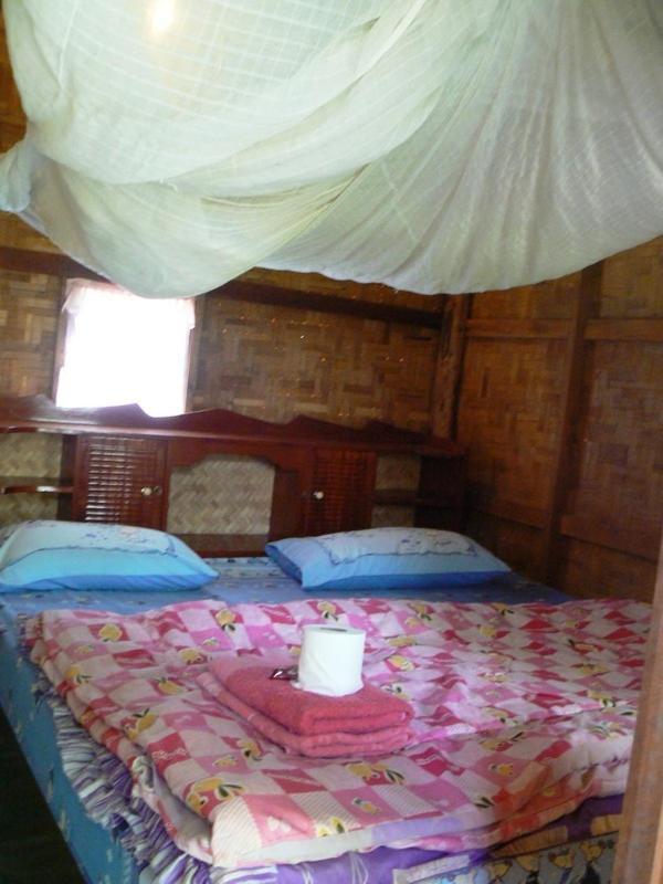 Resort Family Hut *