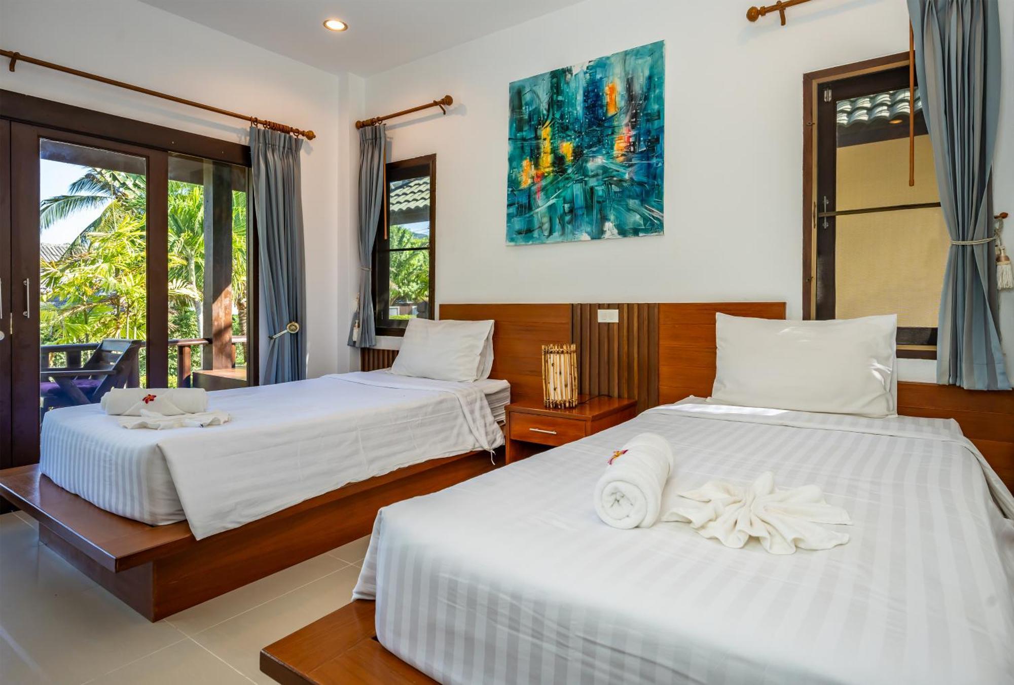 Resort Phatcharee Baan Tai