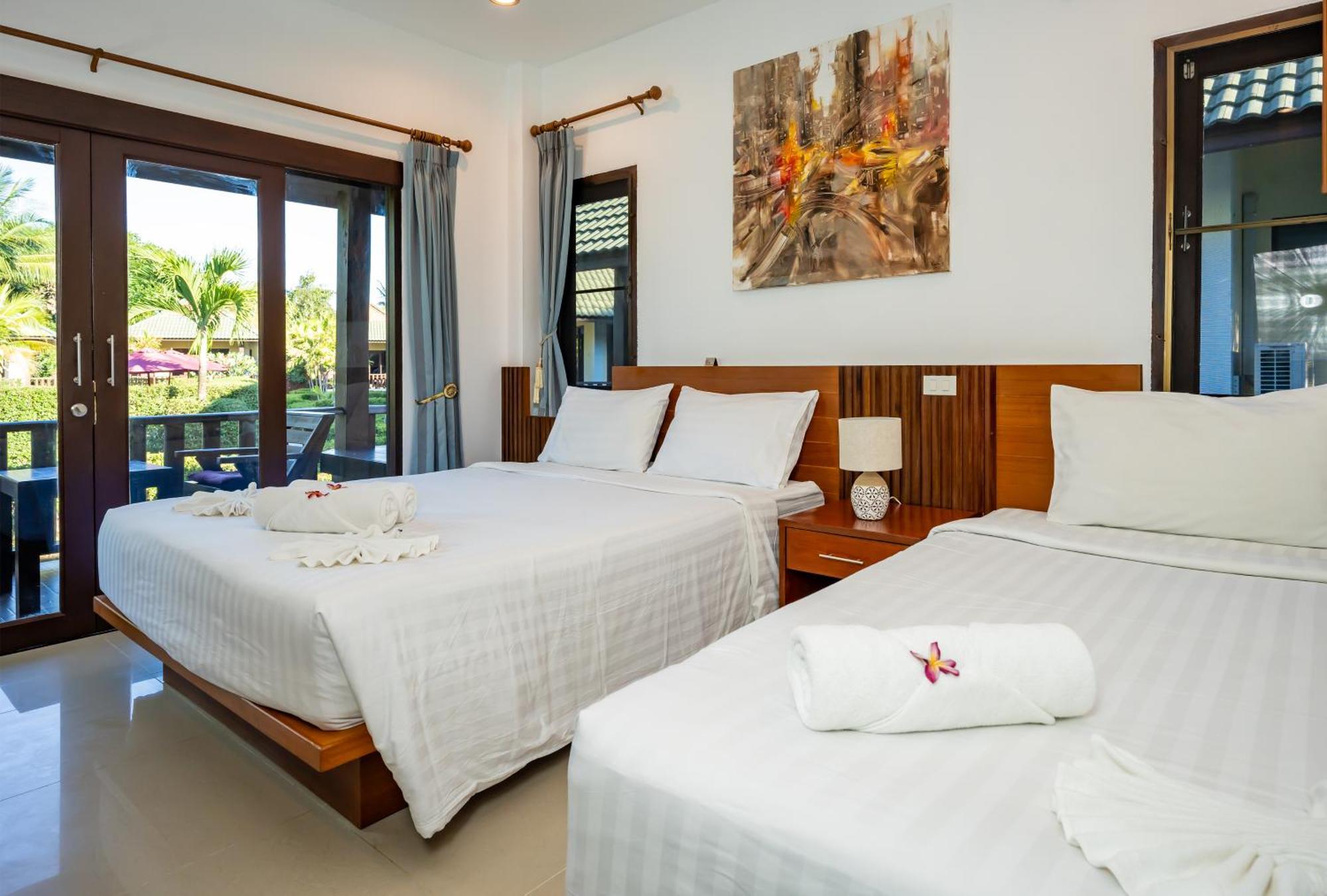 Phatcharee Resort