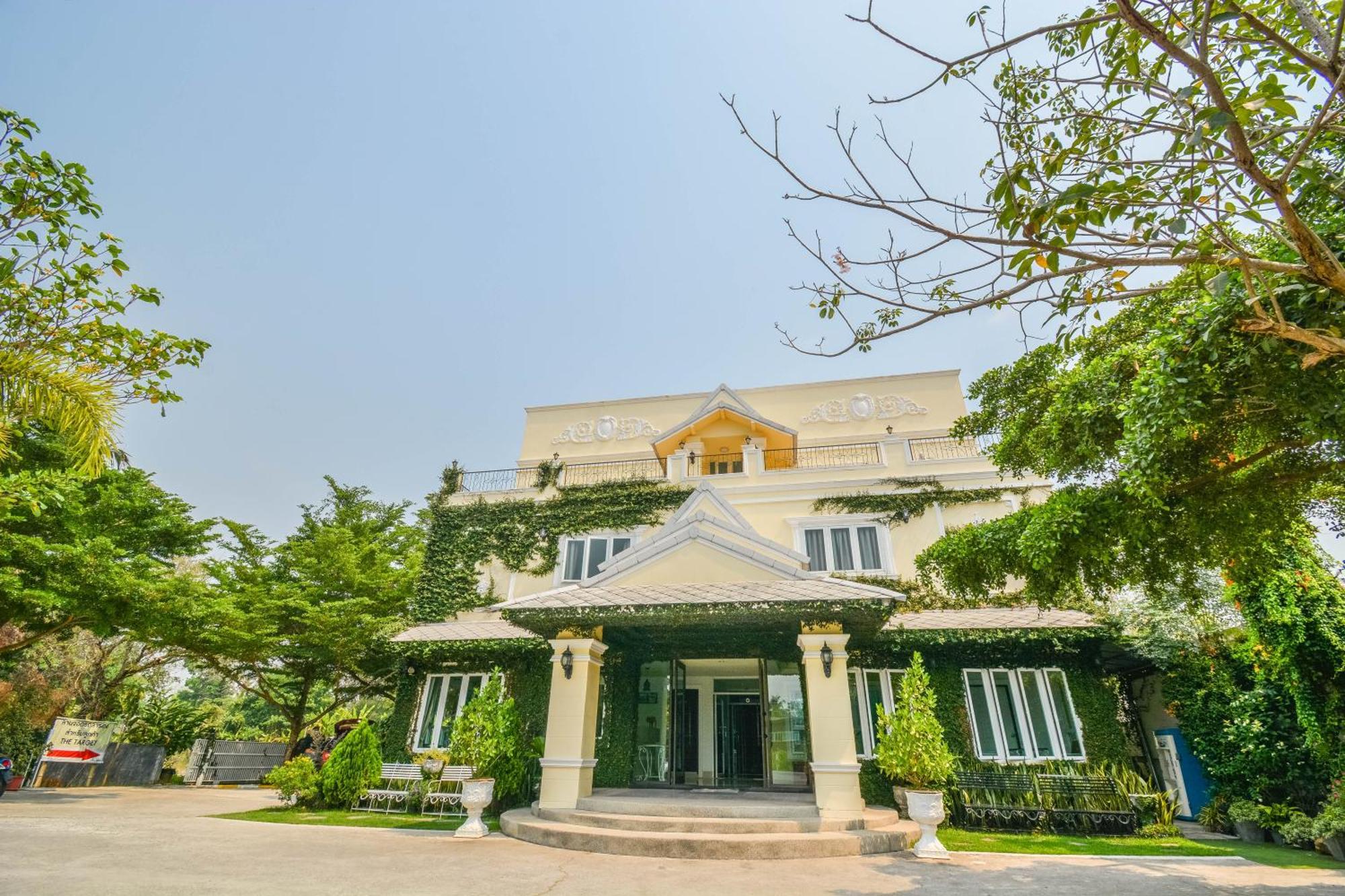Hostel The Target Chiang Rai