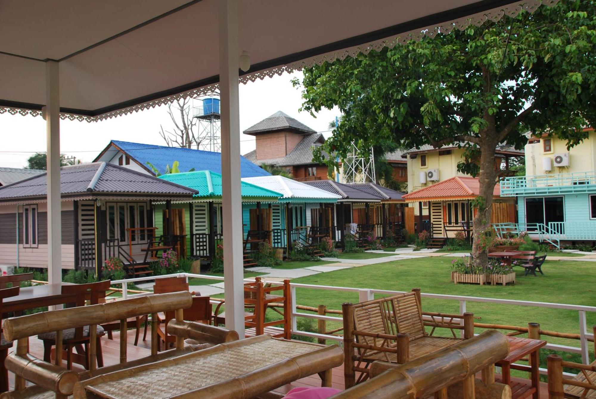 Hostel Revolution