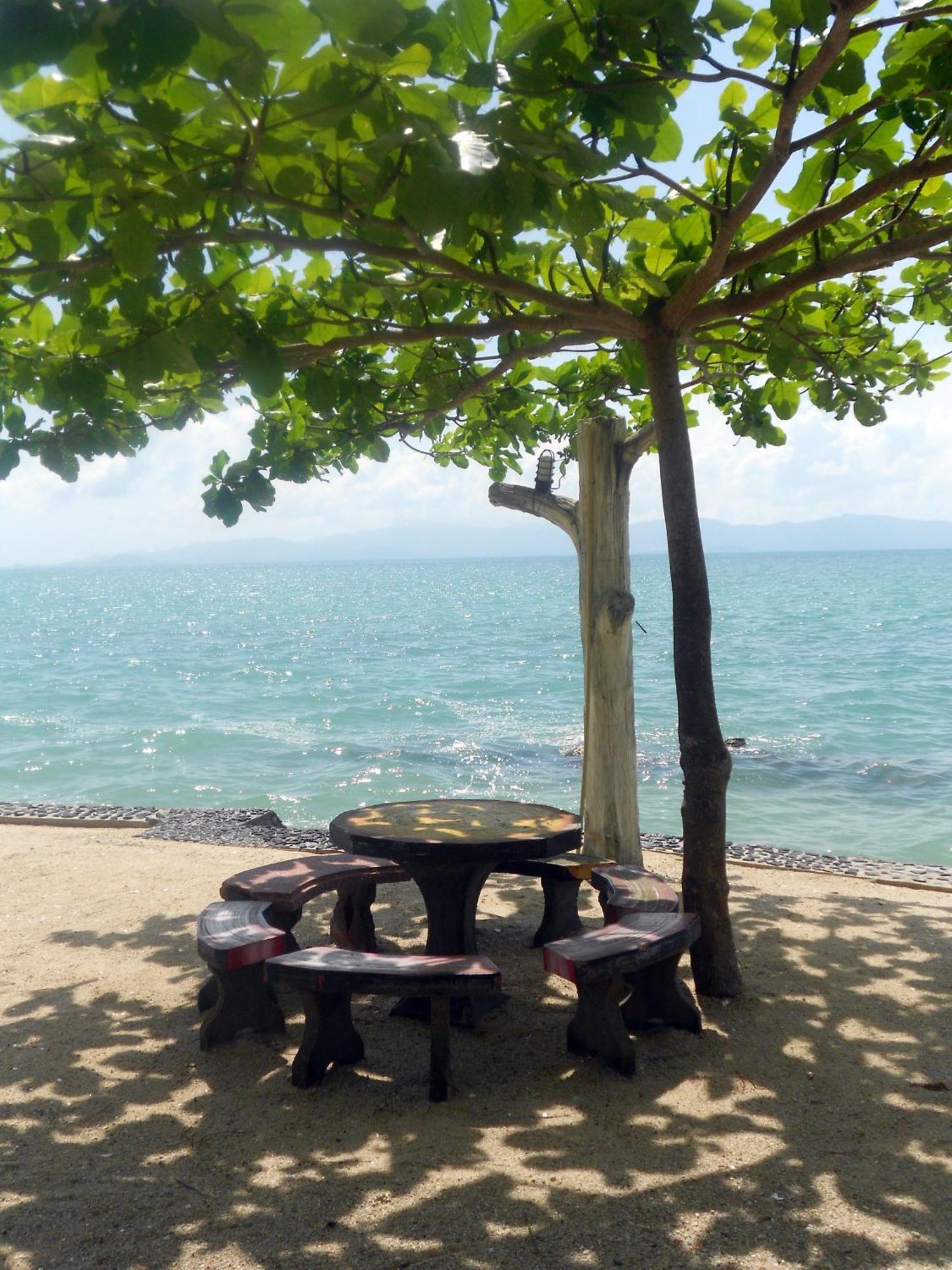 Dewshore Resort Baan Tai