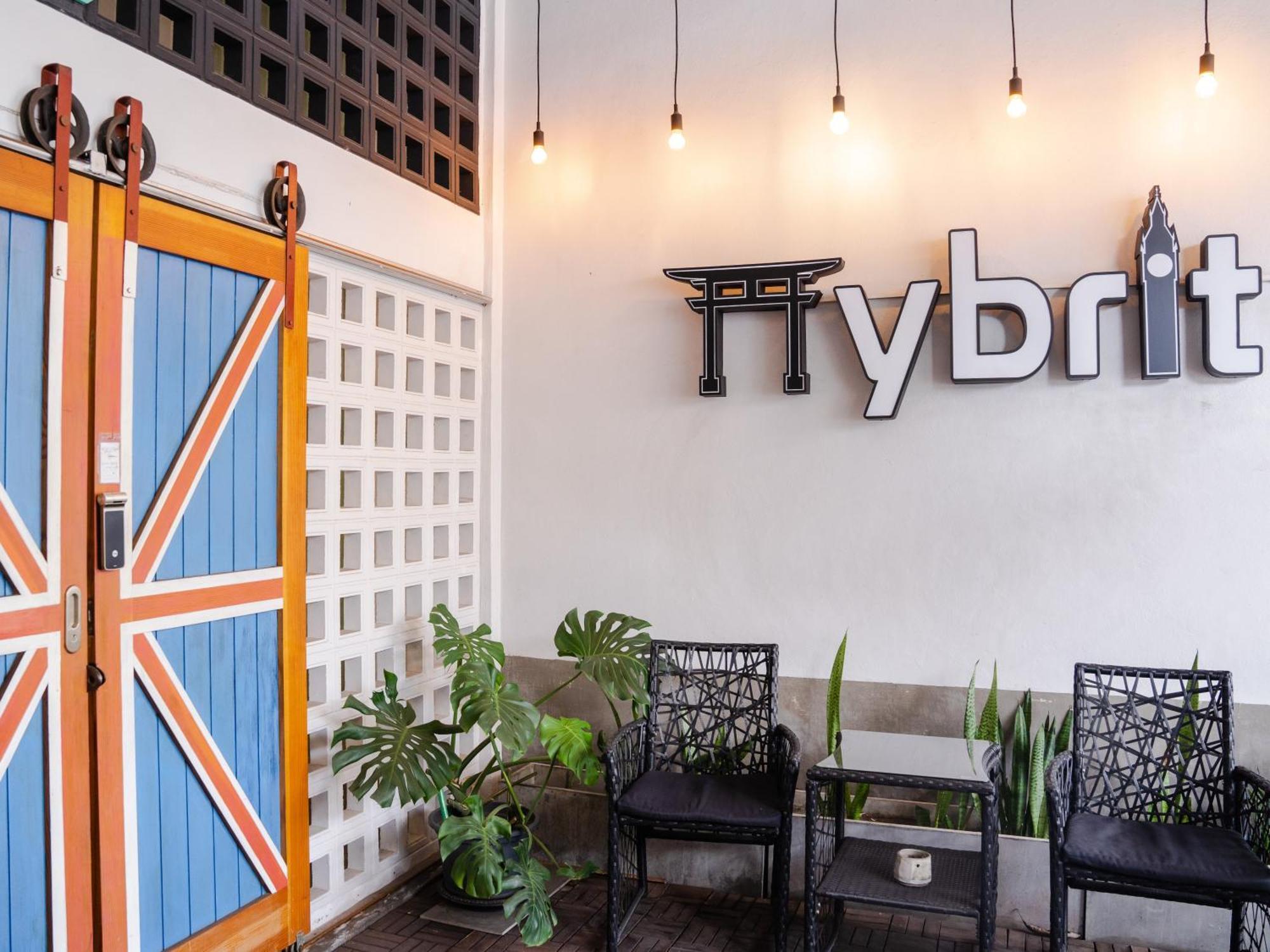 Albergue Hybrit Hostel&cafe *