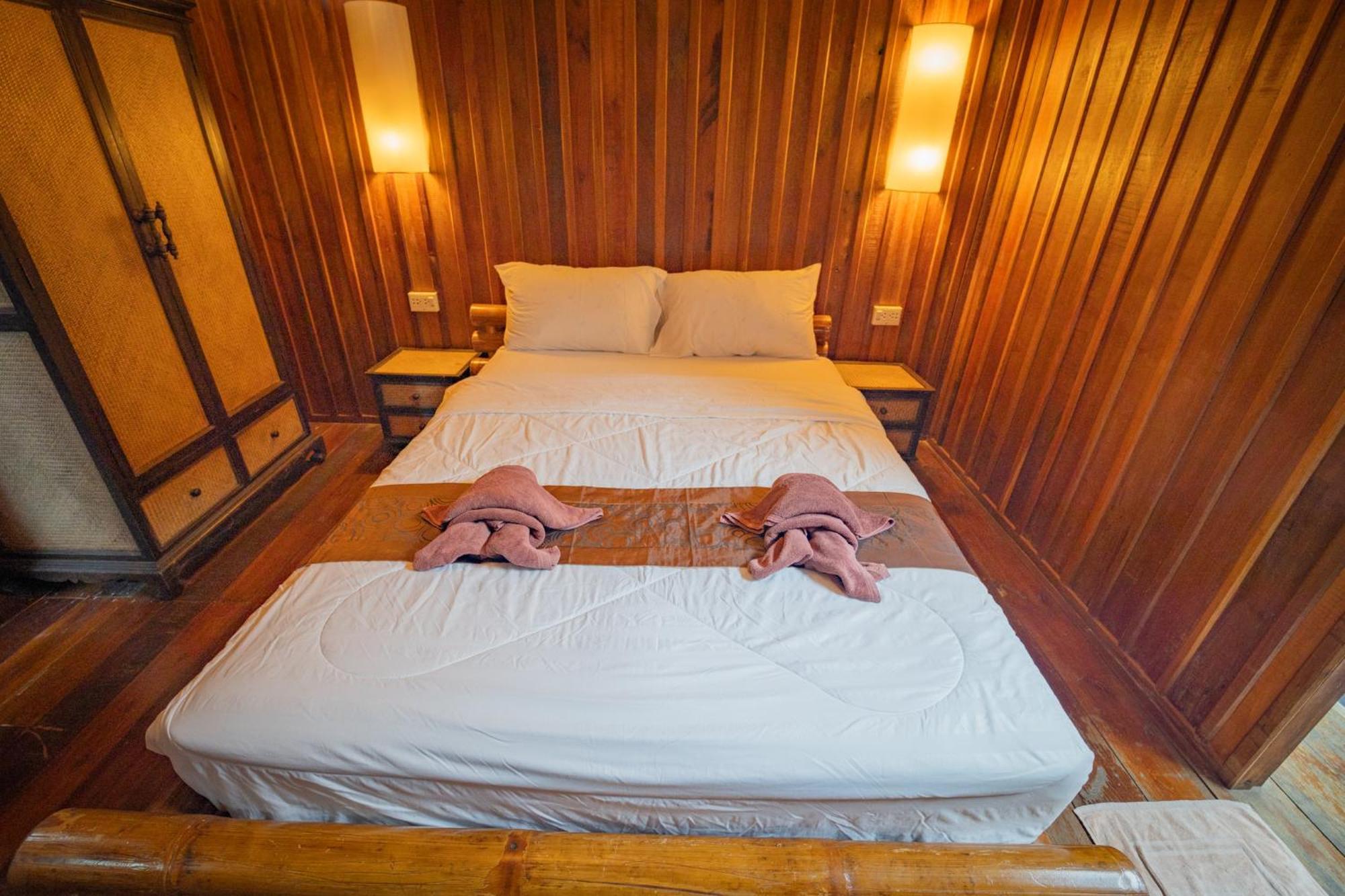 Jerpordee Koh Chang