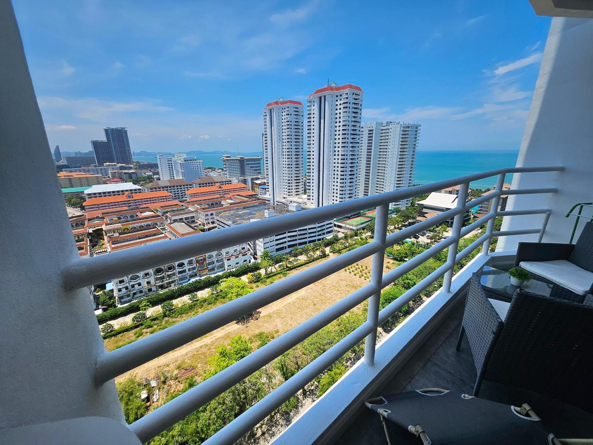 View Talay 5 Jomtien Beachfront Apartamento *