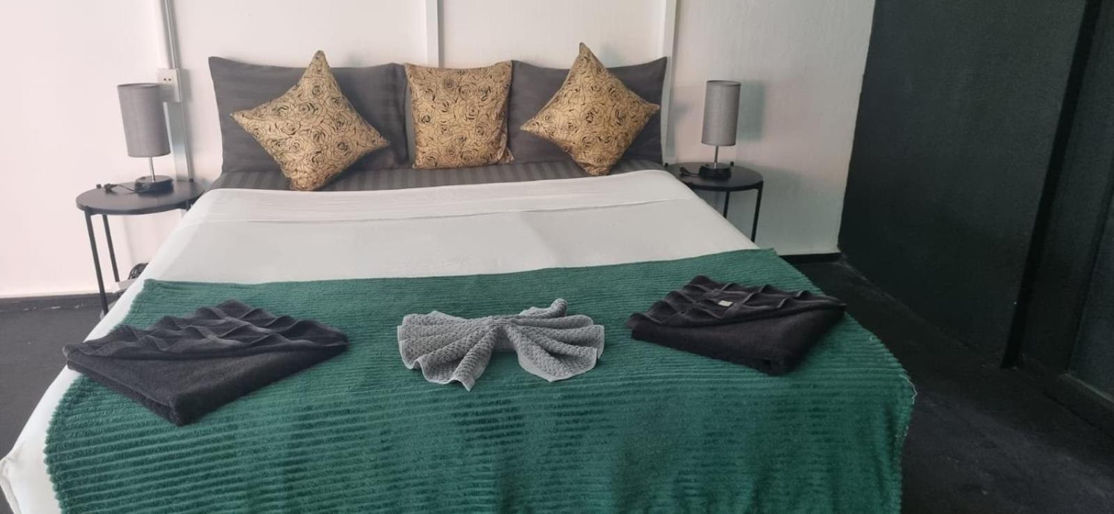 Red Pearl Hotel 3*