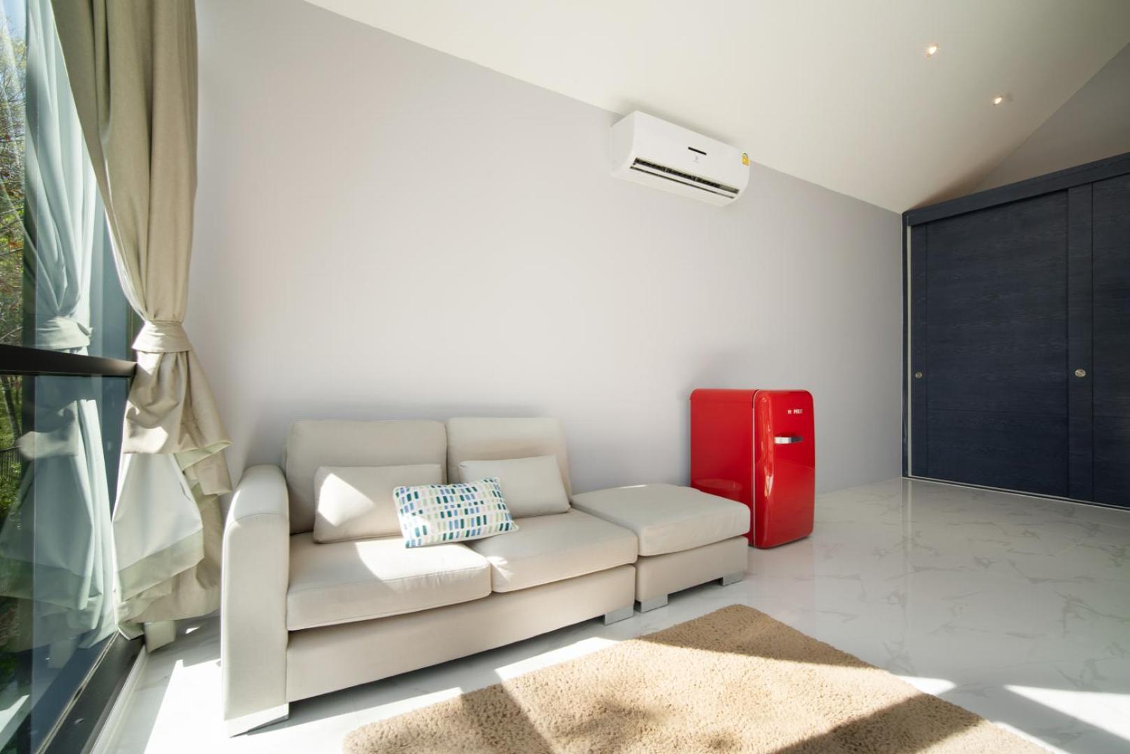 Super High Ceiling Luxury 3 Bedrooms Pool Phuket