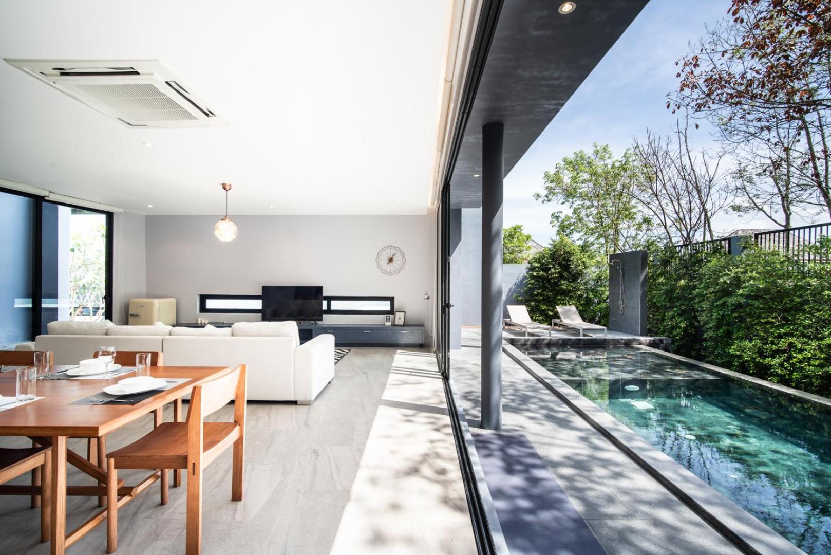Villa Super High Ceiling Luxury 3 Bedrooms Pool