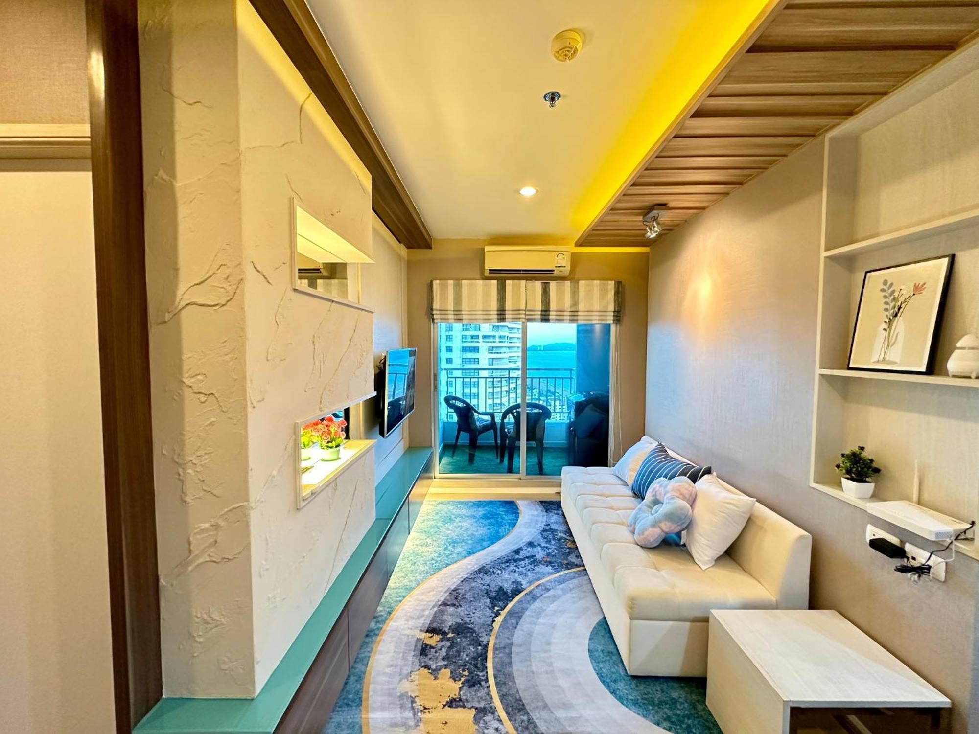 Lumpini Park Pattaya Seaview Apartment *