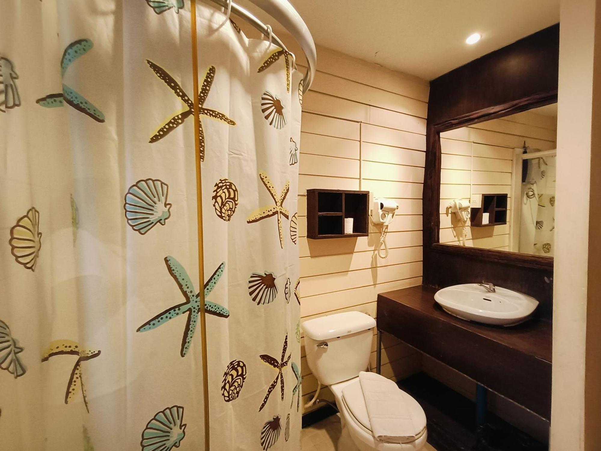 Inrawadee Resort 3*