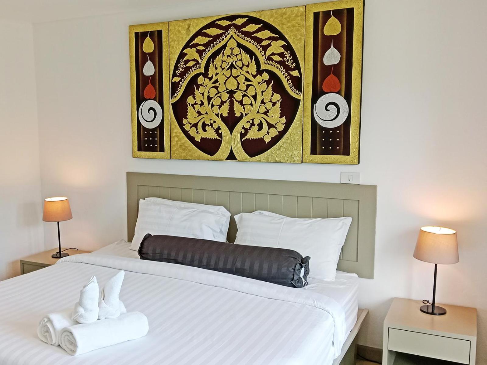 Ampha Place Hotel