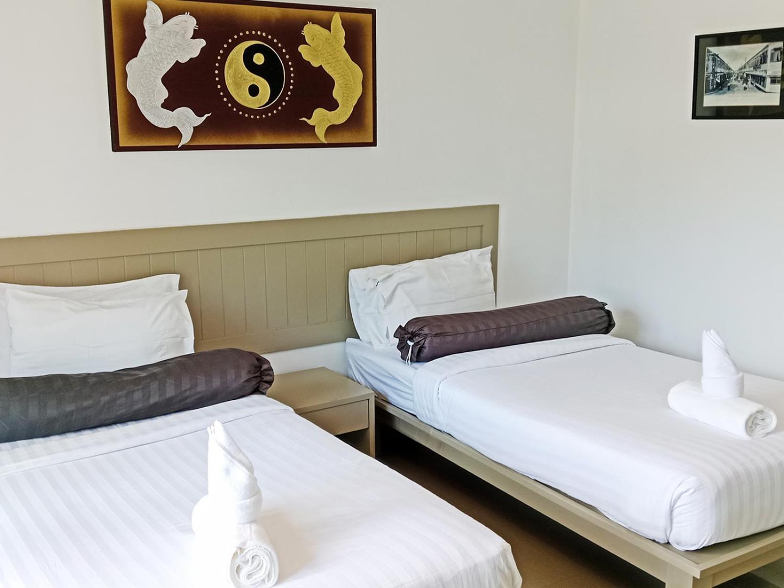 Hotel Ampha Place 3*