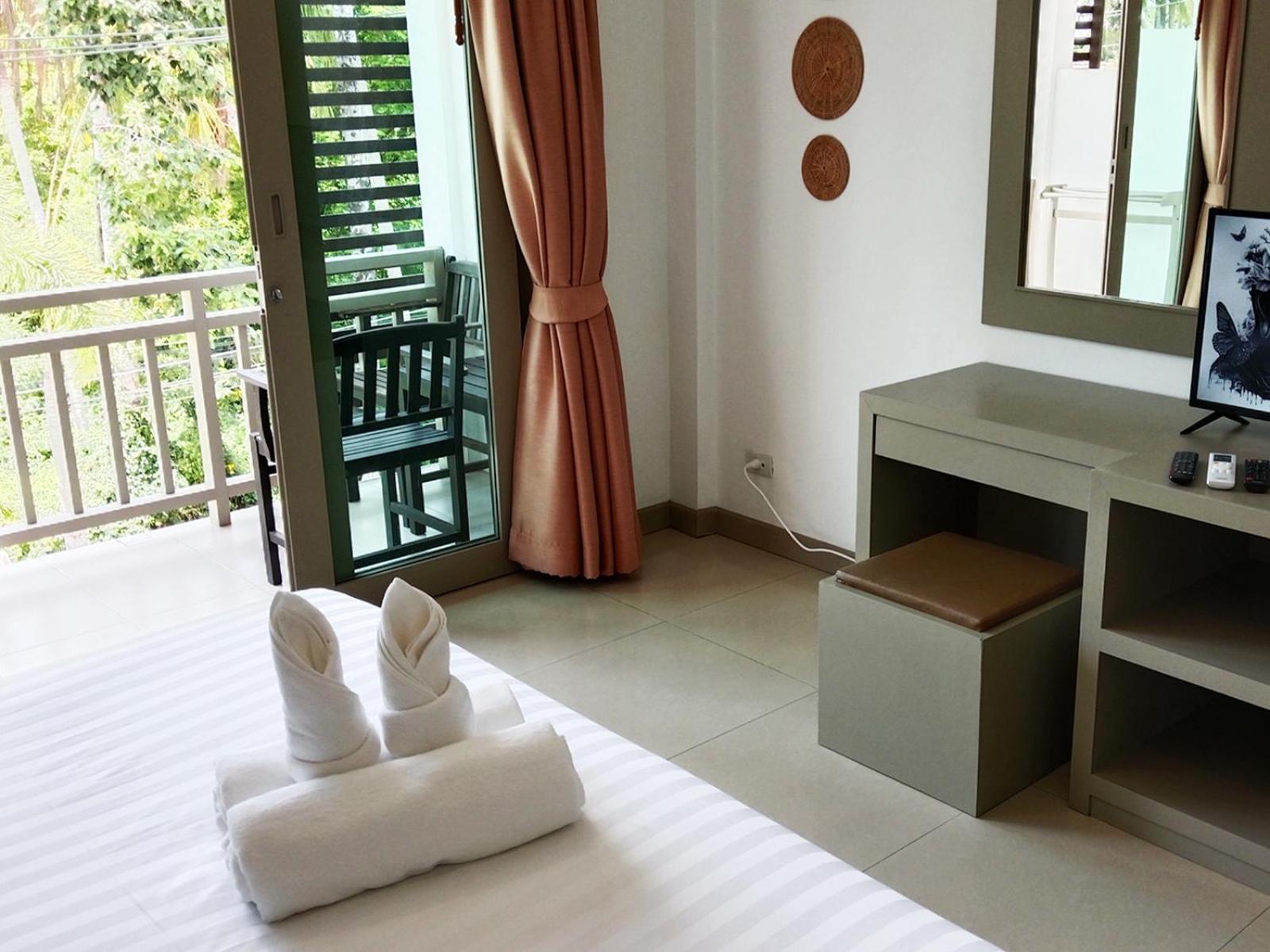 Ampha Place Hotel 3*