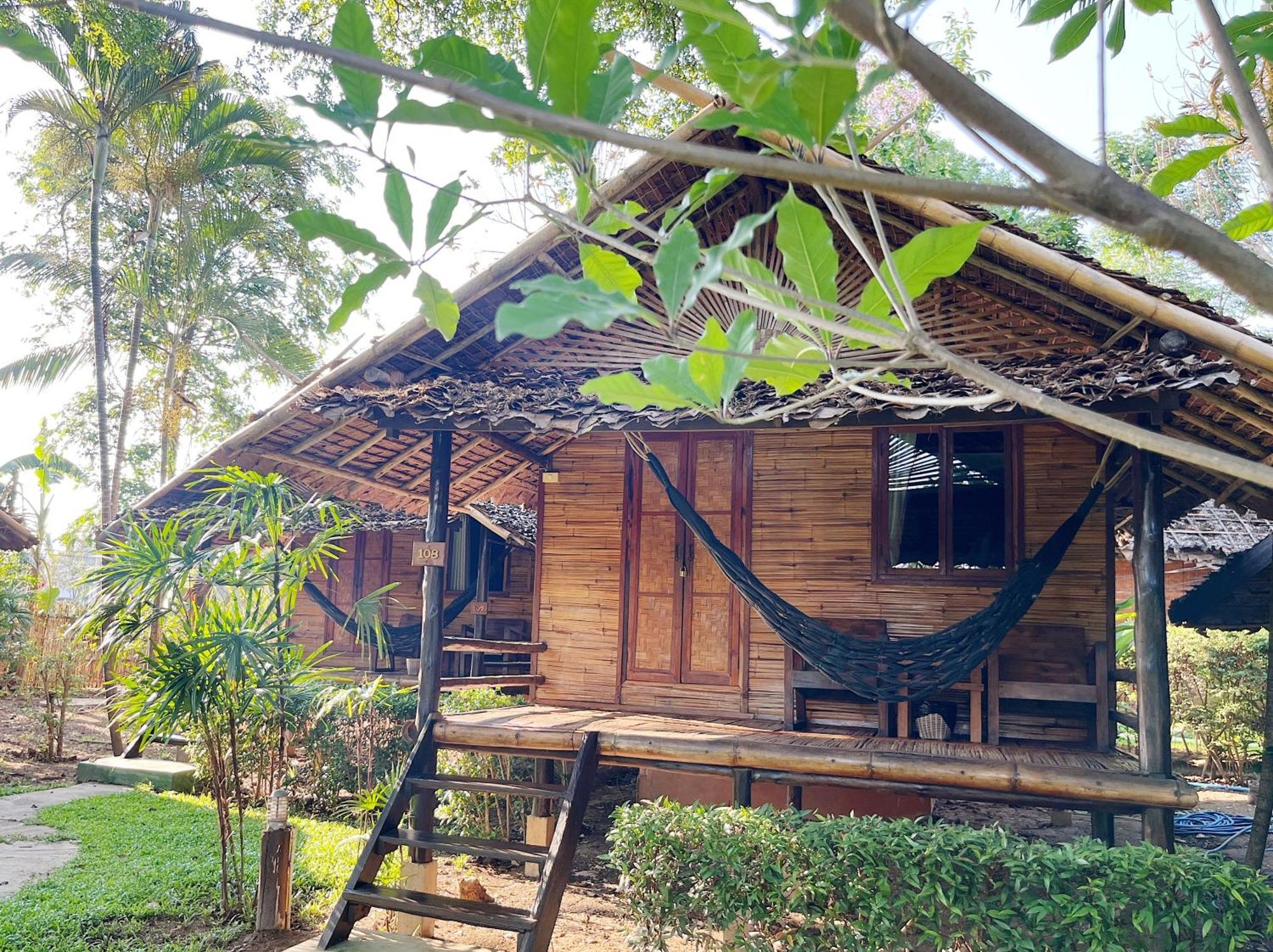 Country Hut Guest house Pai