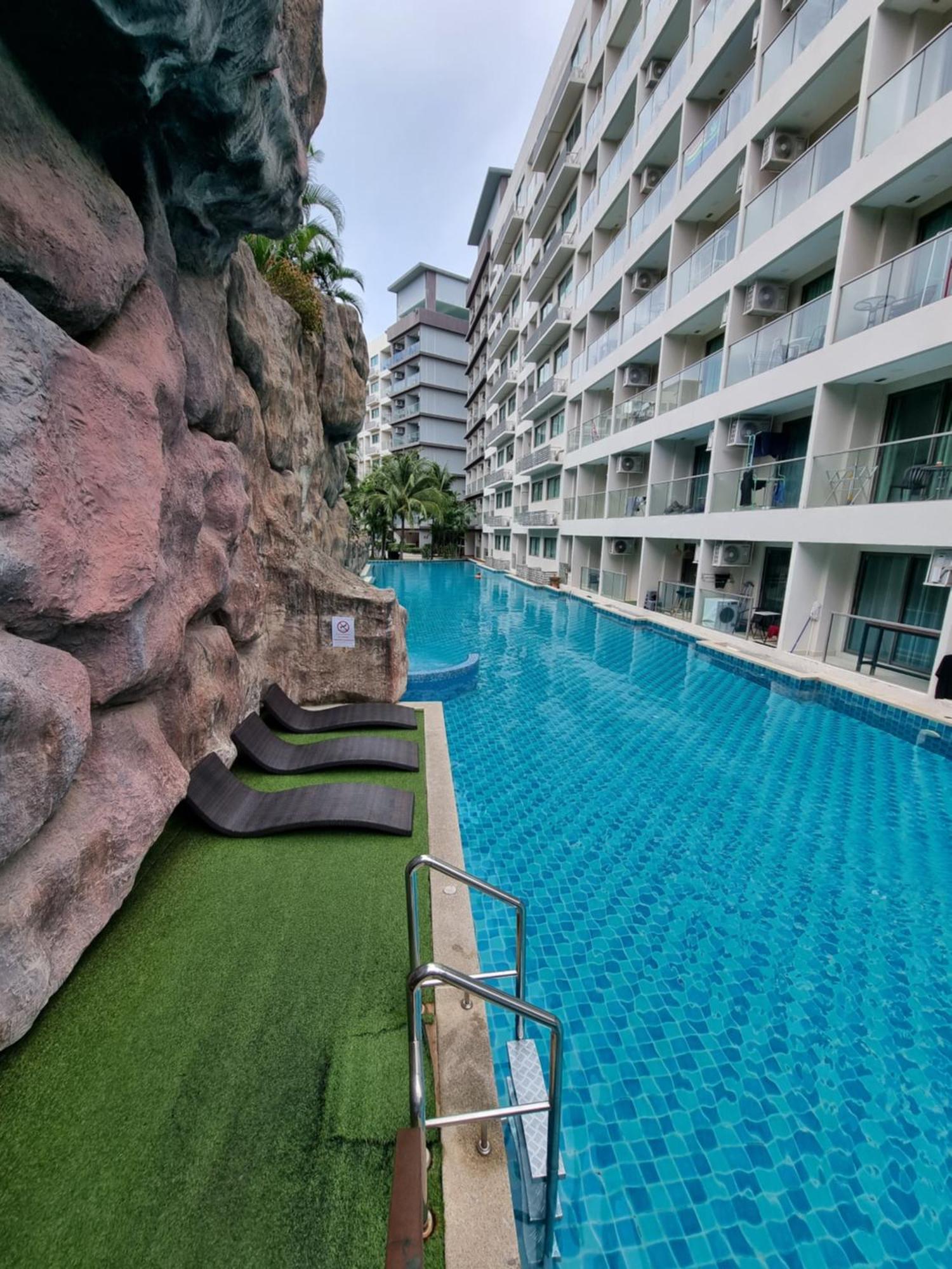 Laguna 3 The Maldives Pattaya Pool Access ลากูน่า บีช รีสอร์ต 3 พัทยา