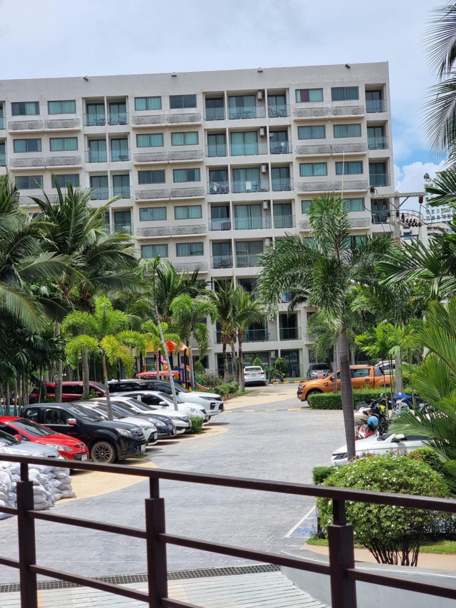 Laguna 3 The Maldives Pattaya Pool Access ลากูน่า บีช รีสอร์ต 3 พัทยา *