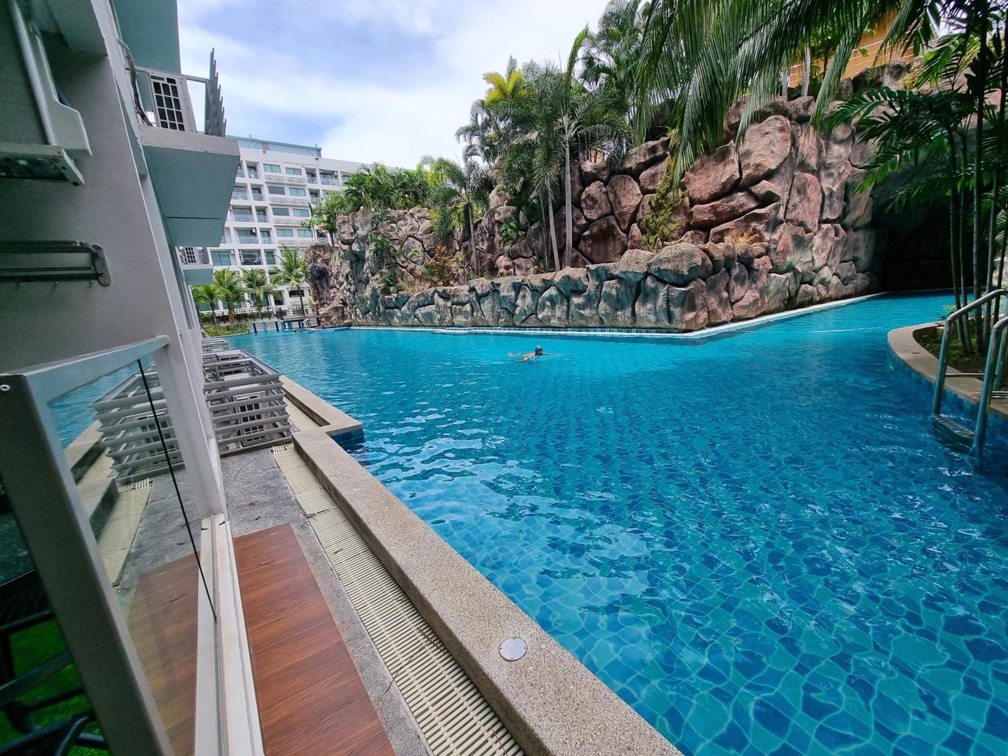 Laguna 3 The Maldives Pattaya Pool Access ลากูน่า บีช รีสอร์ต 3 พัทยา Jomtien Beach