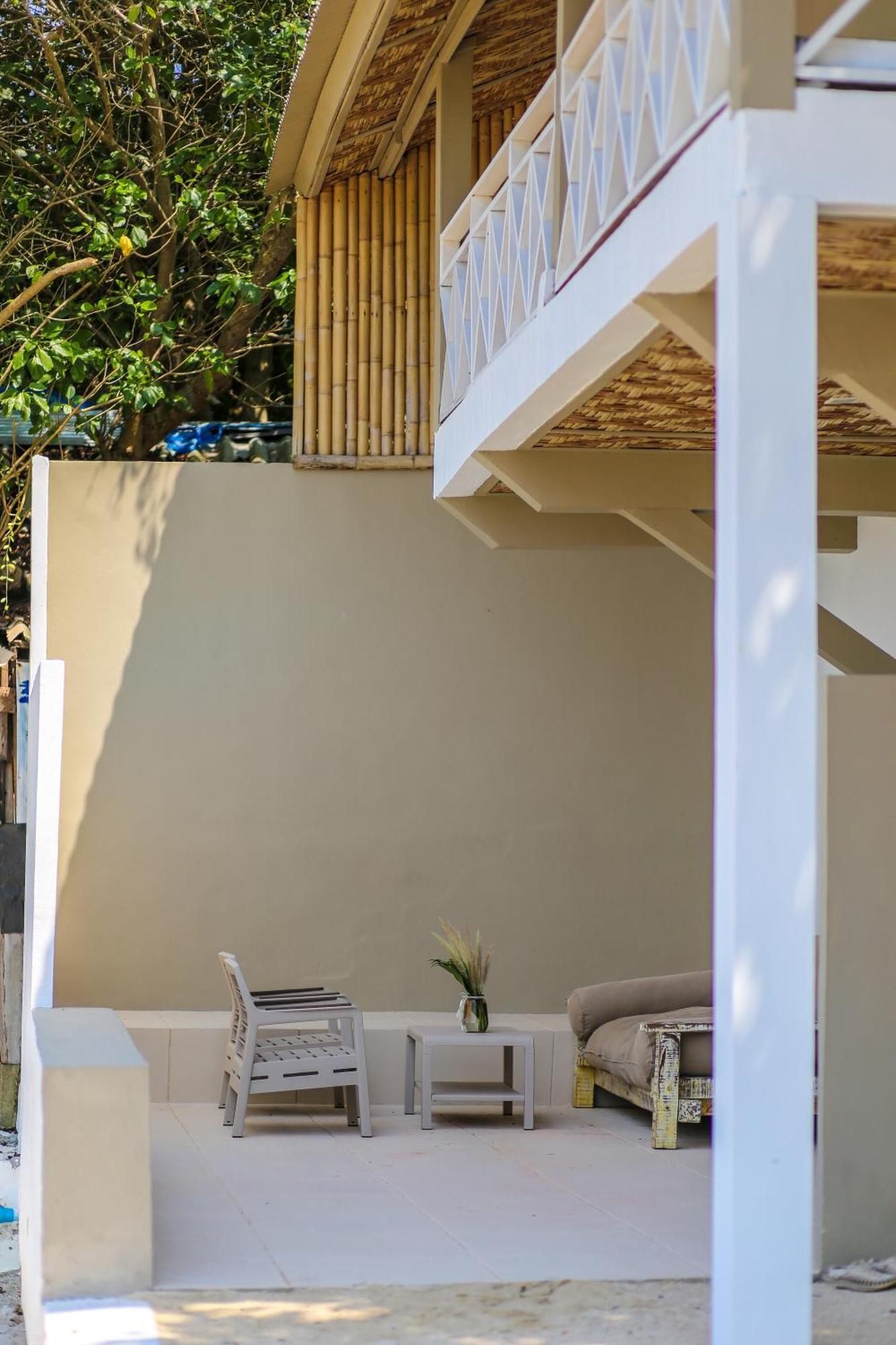 Resort Milky Bay