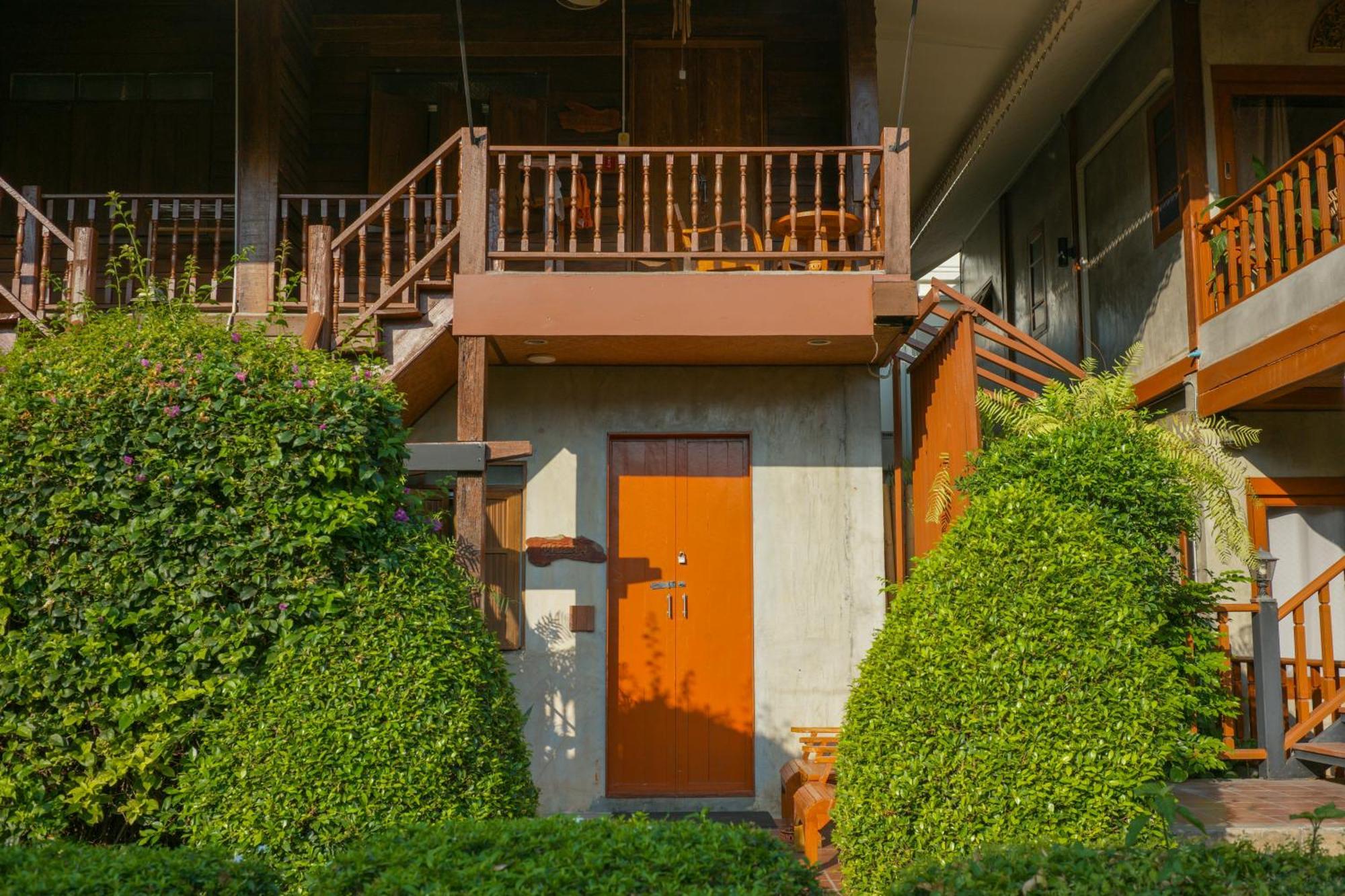 Buri Gallery House Chiang Mai