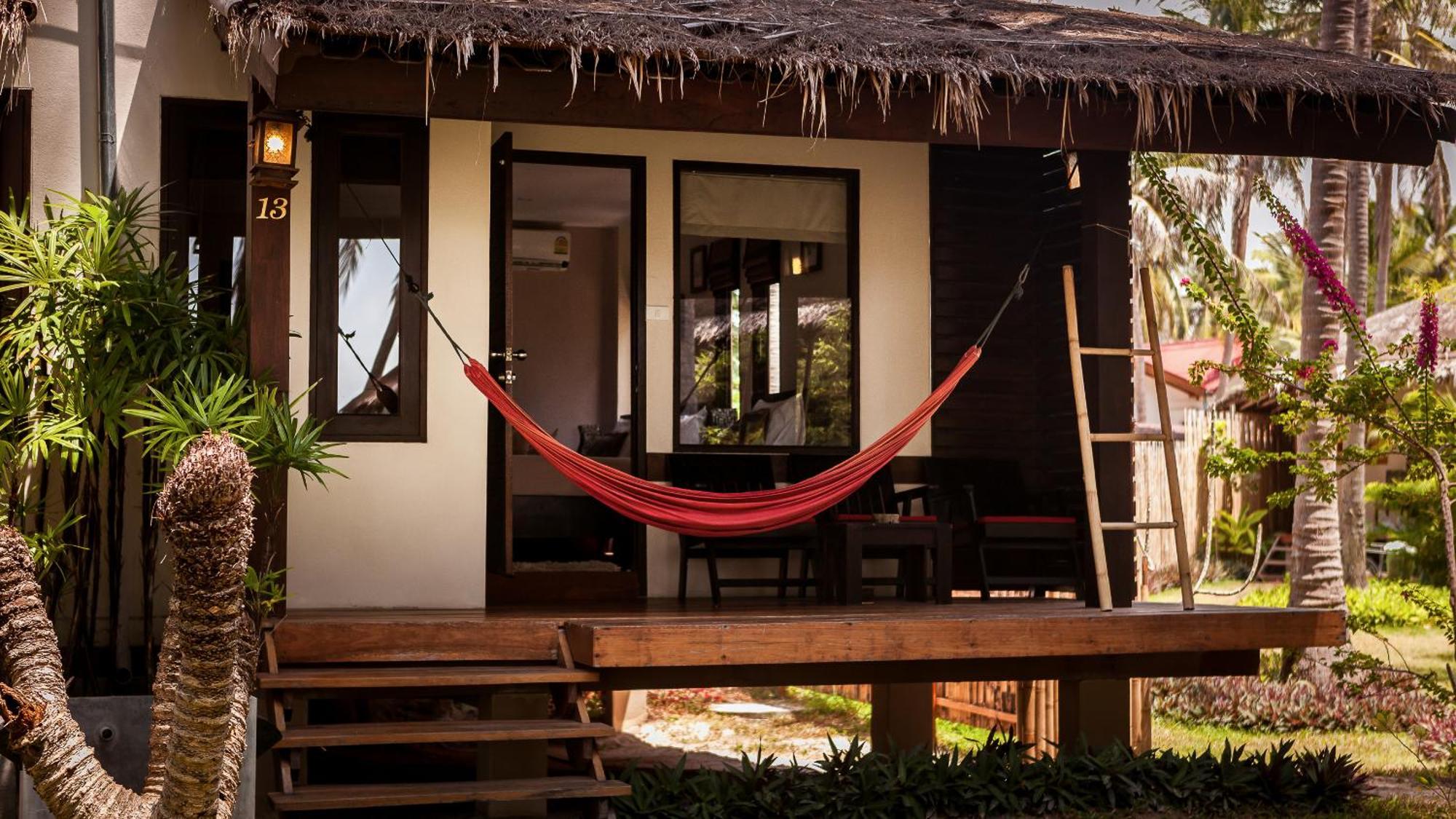 Baan Manali 3* Thongsala