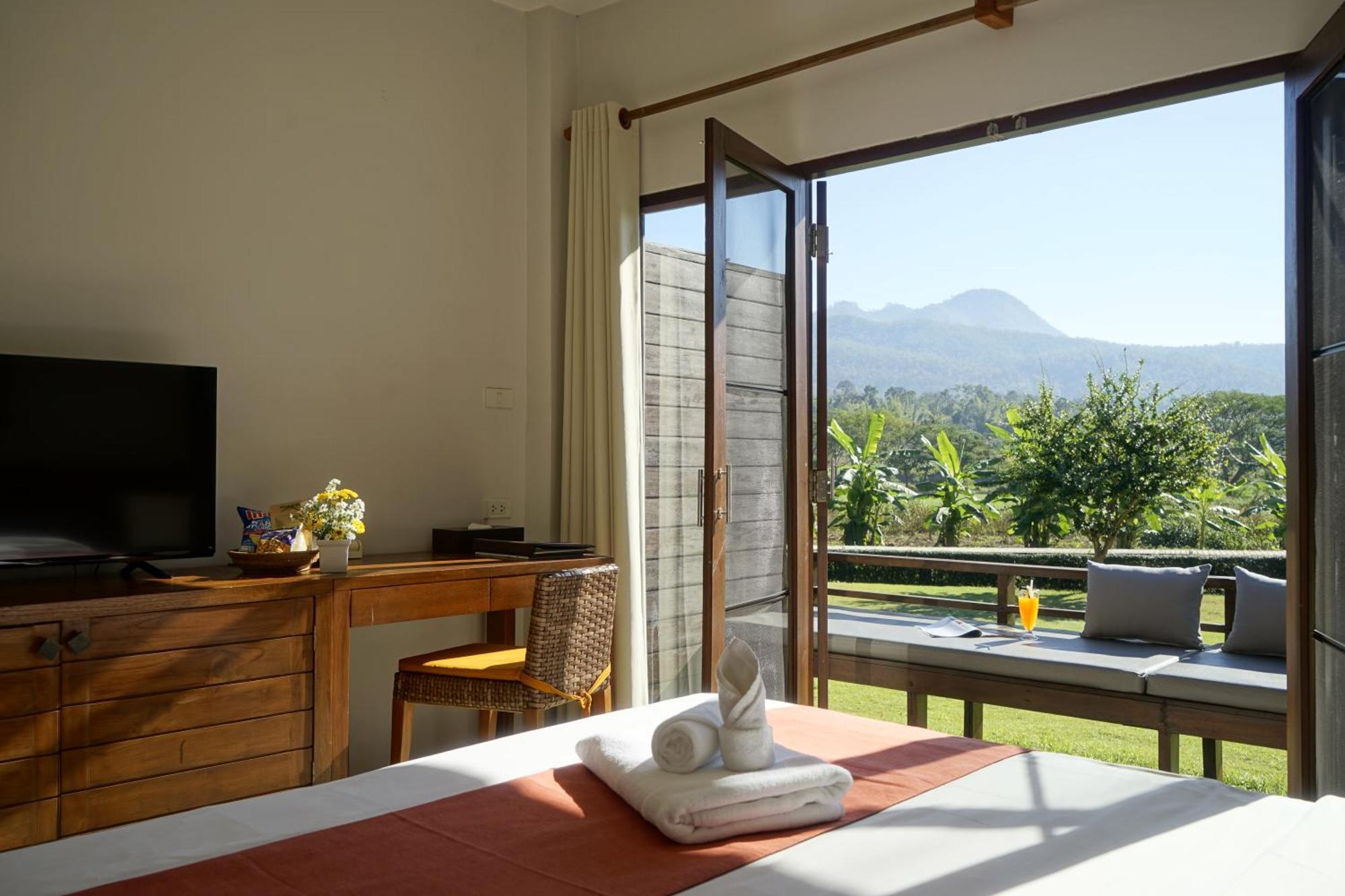 Yoma Hotel, Pai