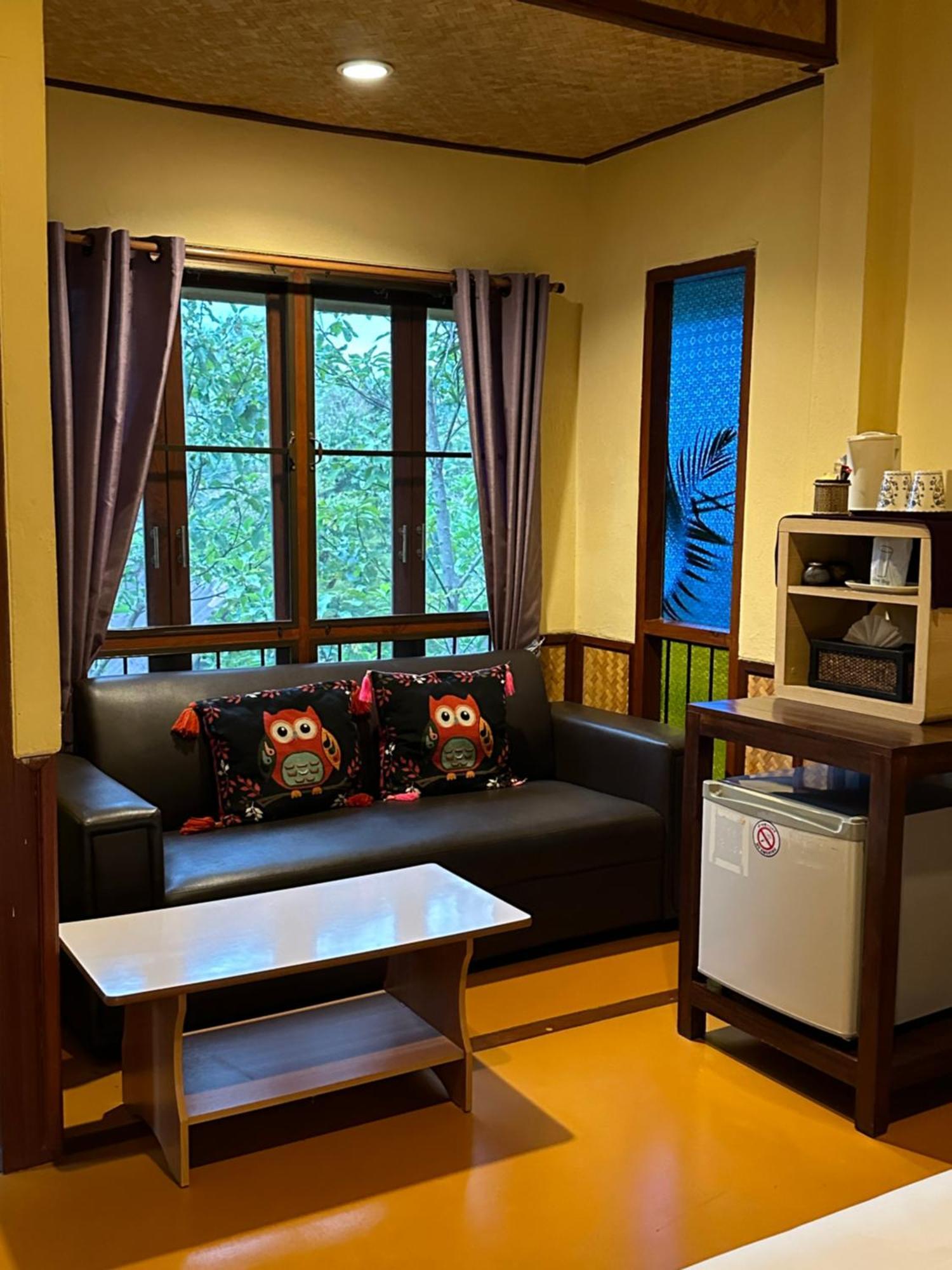 Pura Vida Resort