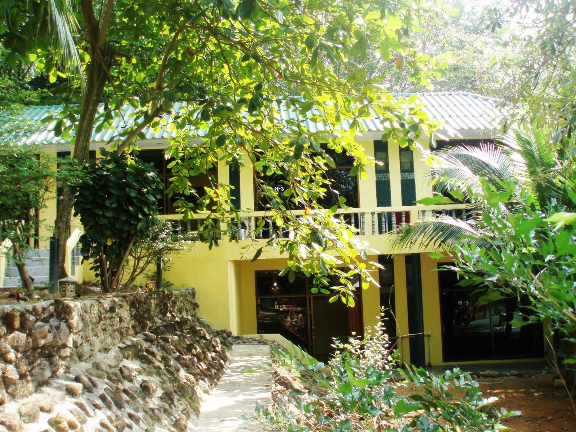 Aparthotel Island