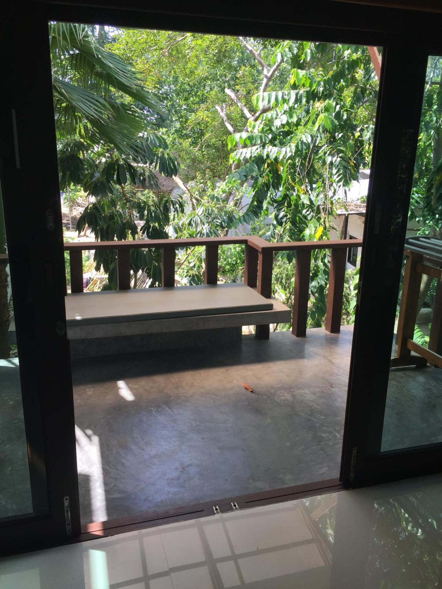 In Touch Resort Koh Tao