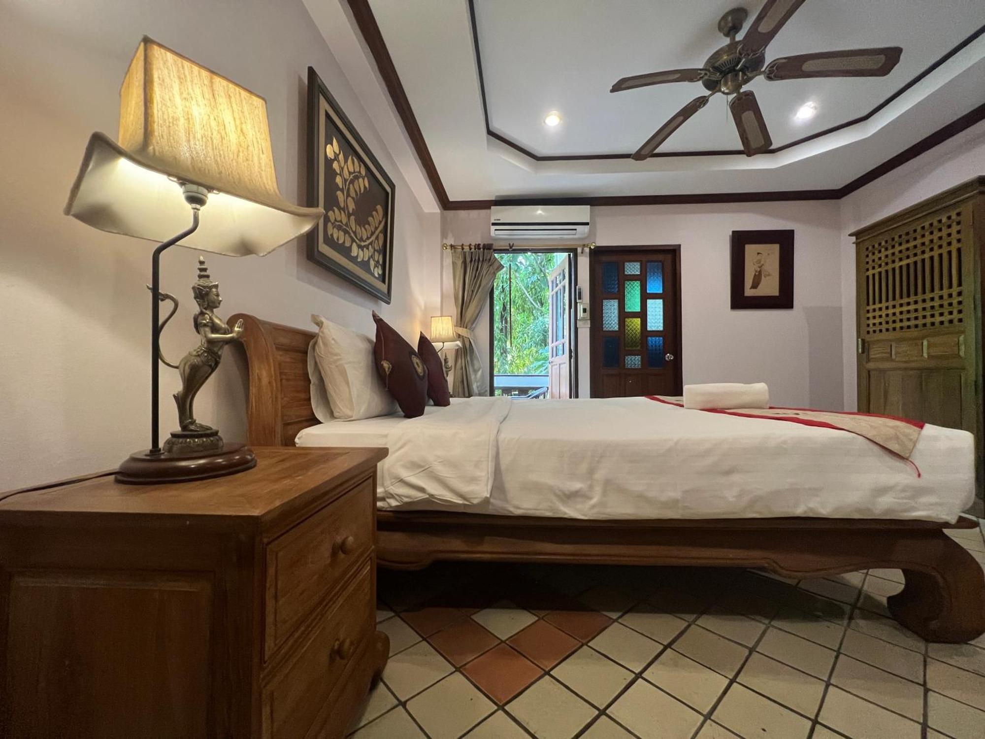 Pha Thai House Hotel