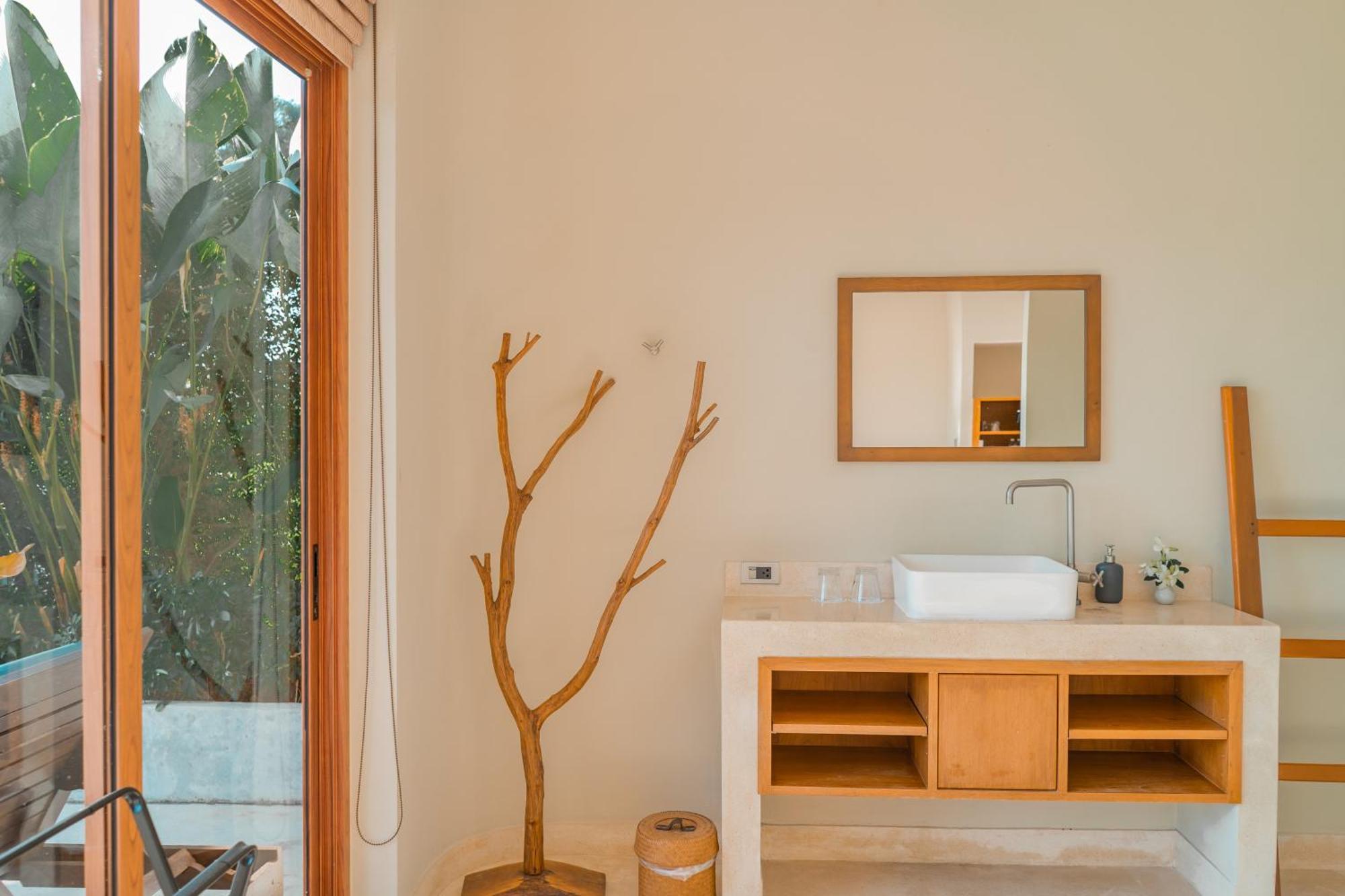 Resort Nest Sense