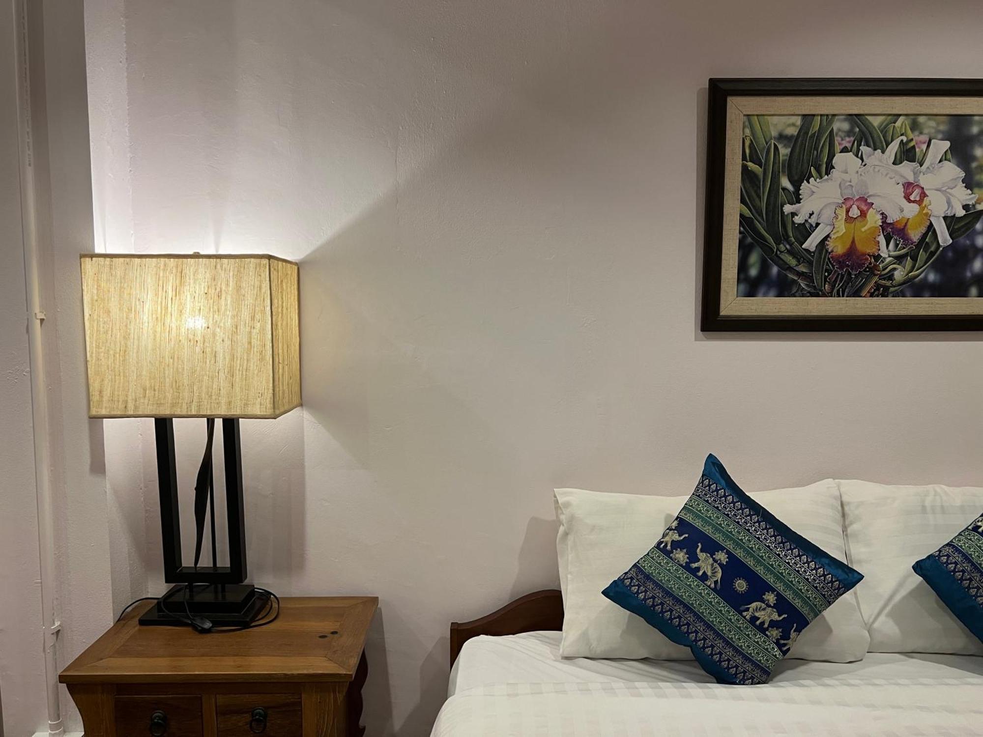 Pha Thai House Hotel