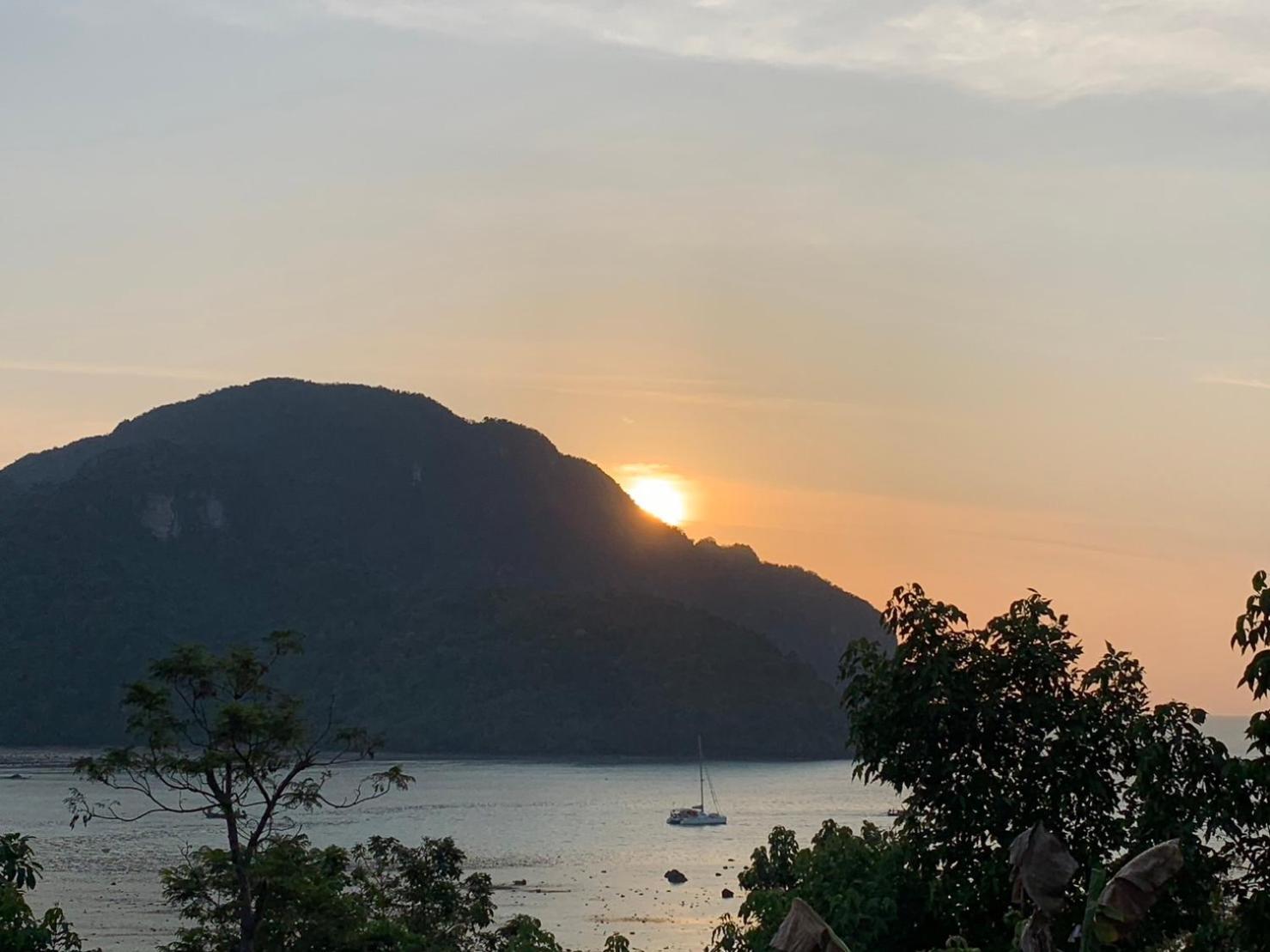 Hotel The Cobble Hotel- Island Phi Phi Don