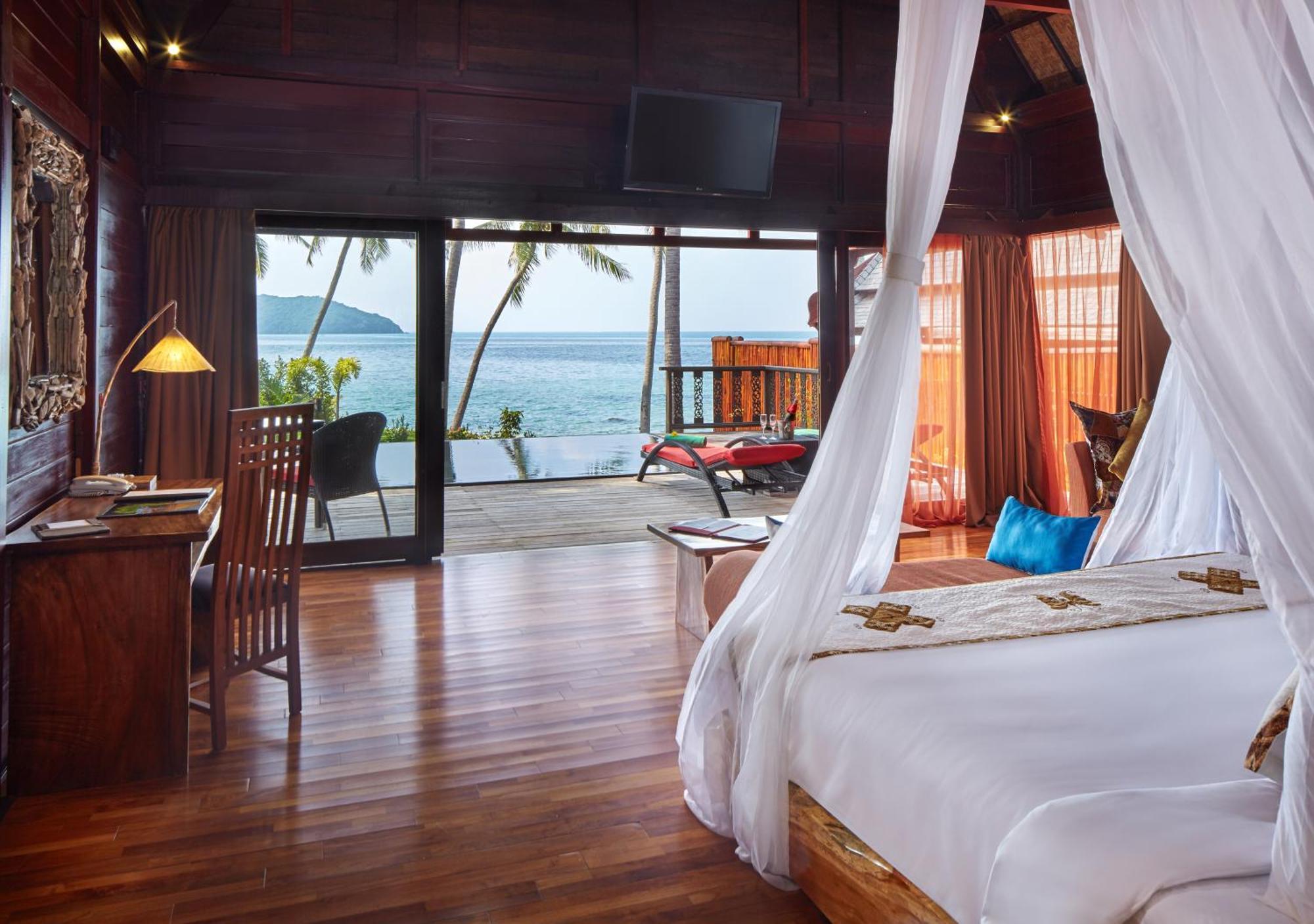 Kupu Kupu Phangan & Resort 5*
