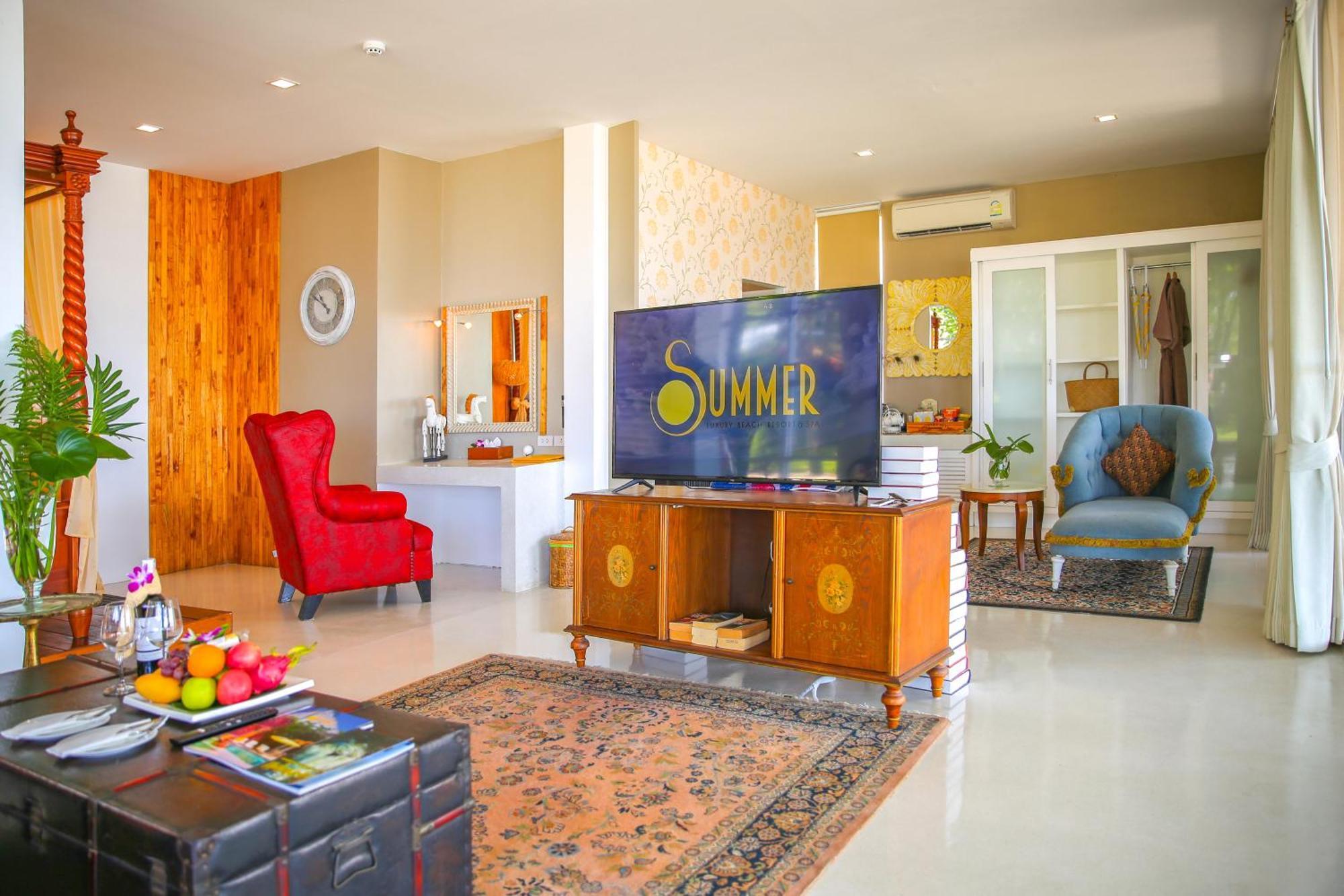 Summer Luxury & Baan Tai