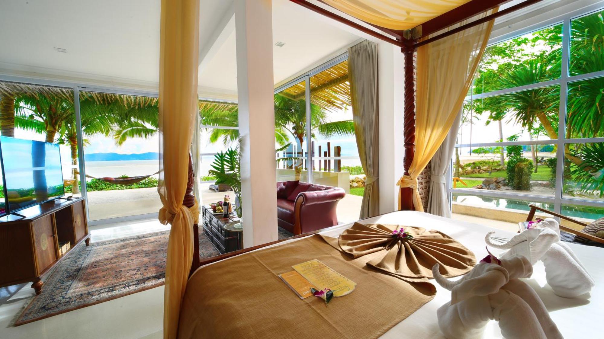 Resort Summer Luxury &