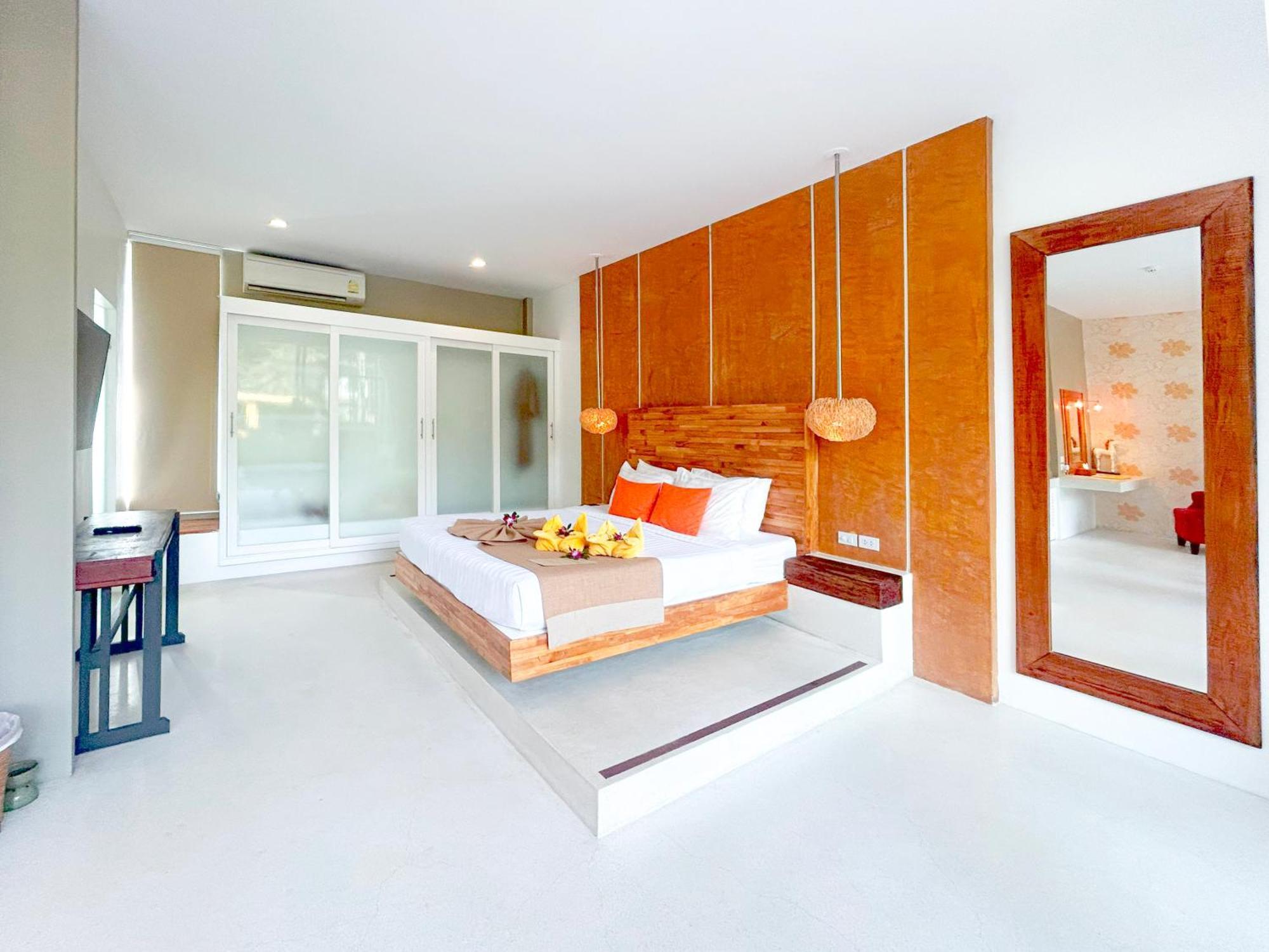 Summer Luxury & Resort Baan Tai