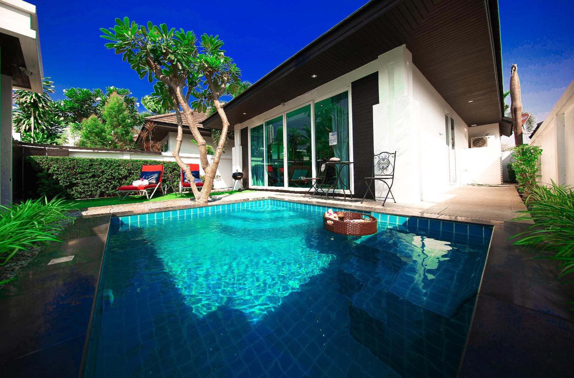 Colibri Pool Pattaya Jomtien Beach