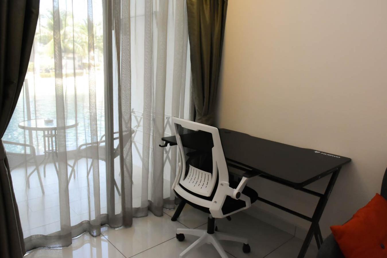 Laguna 1 Apartment