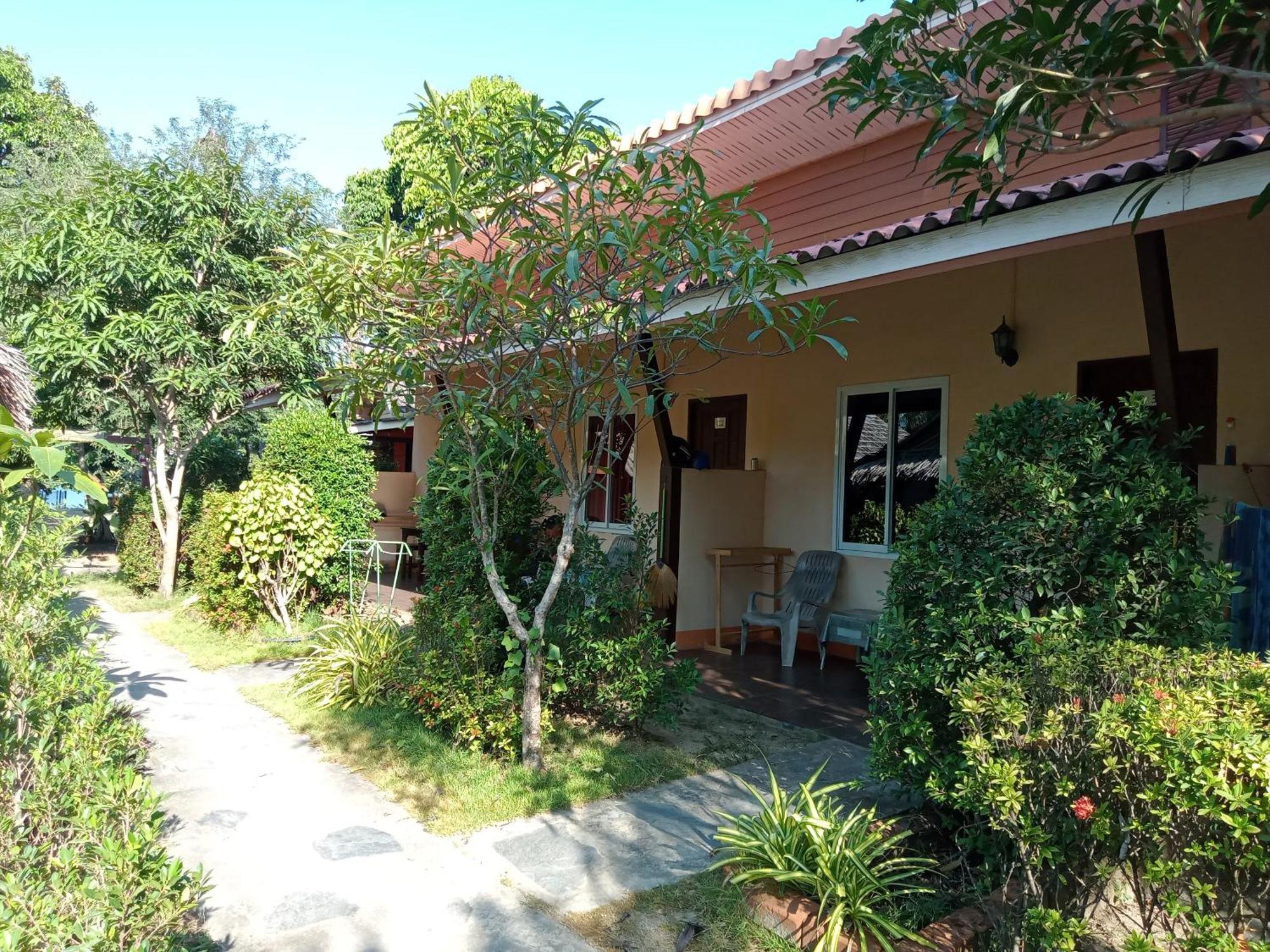 Resort New Andaman Bay 2*