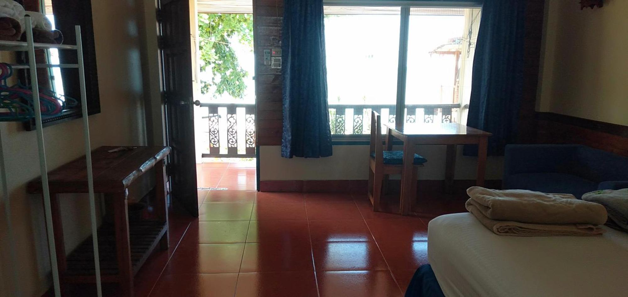 Tropicana Khophagan Hotel Thongsala