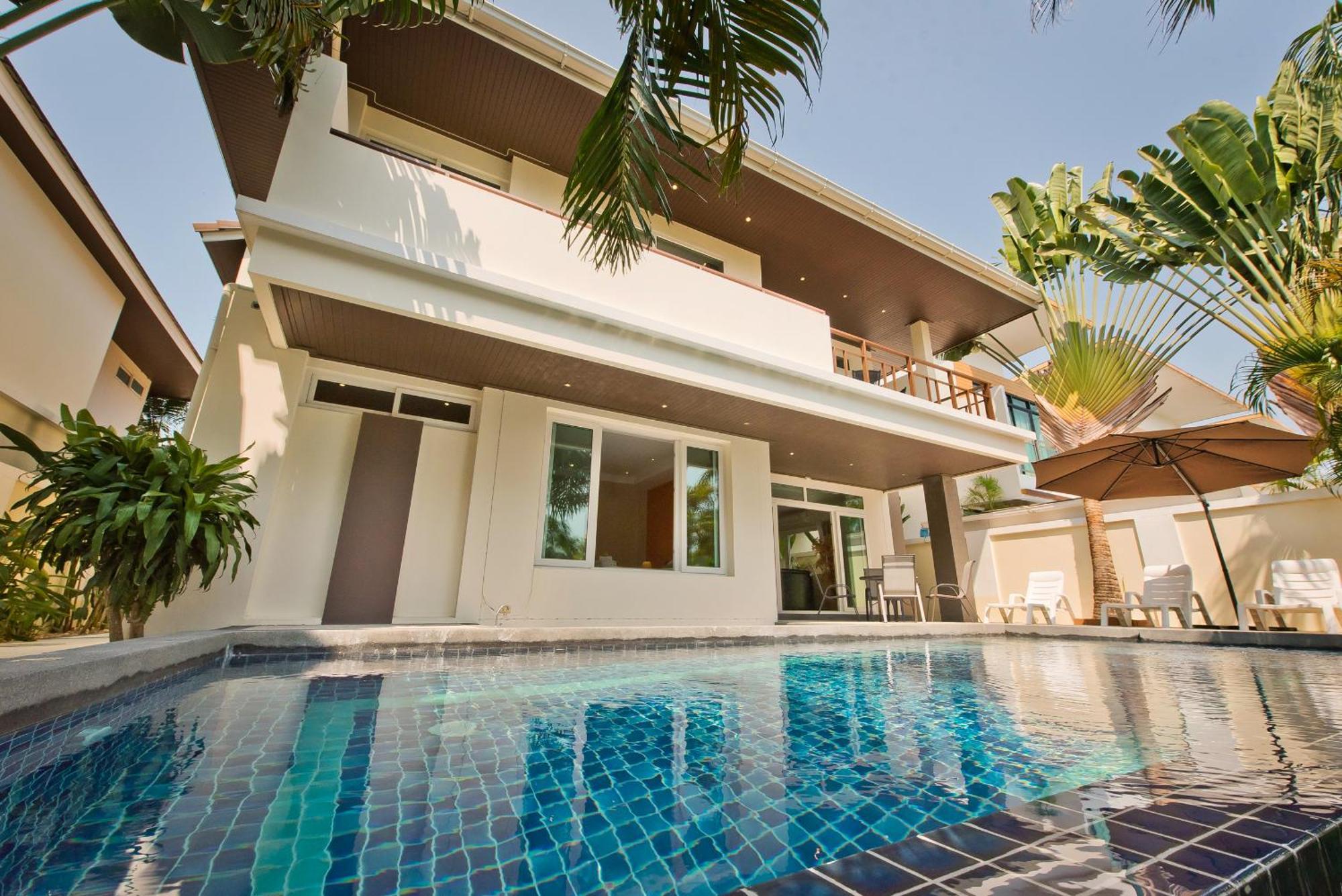Tropicana Pool Villa *